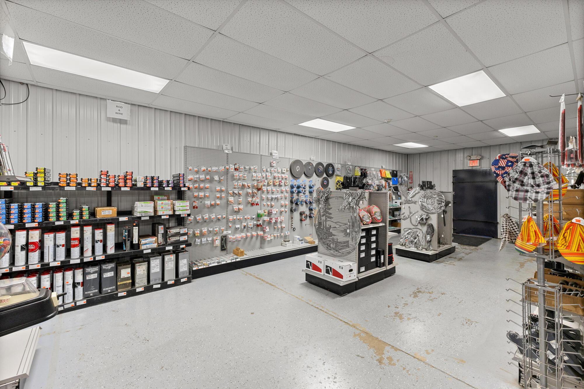 37062 Hocking Drive Property Photo 43
