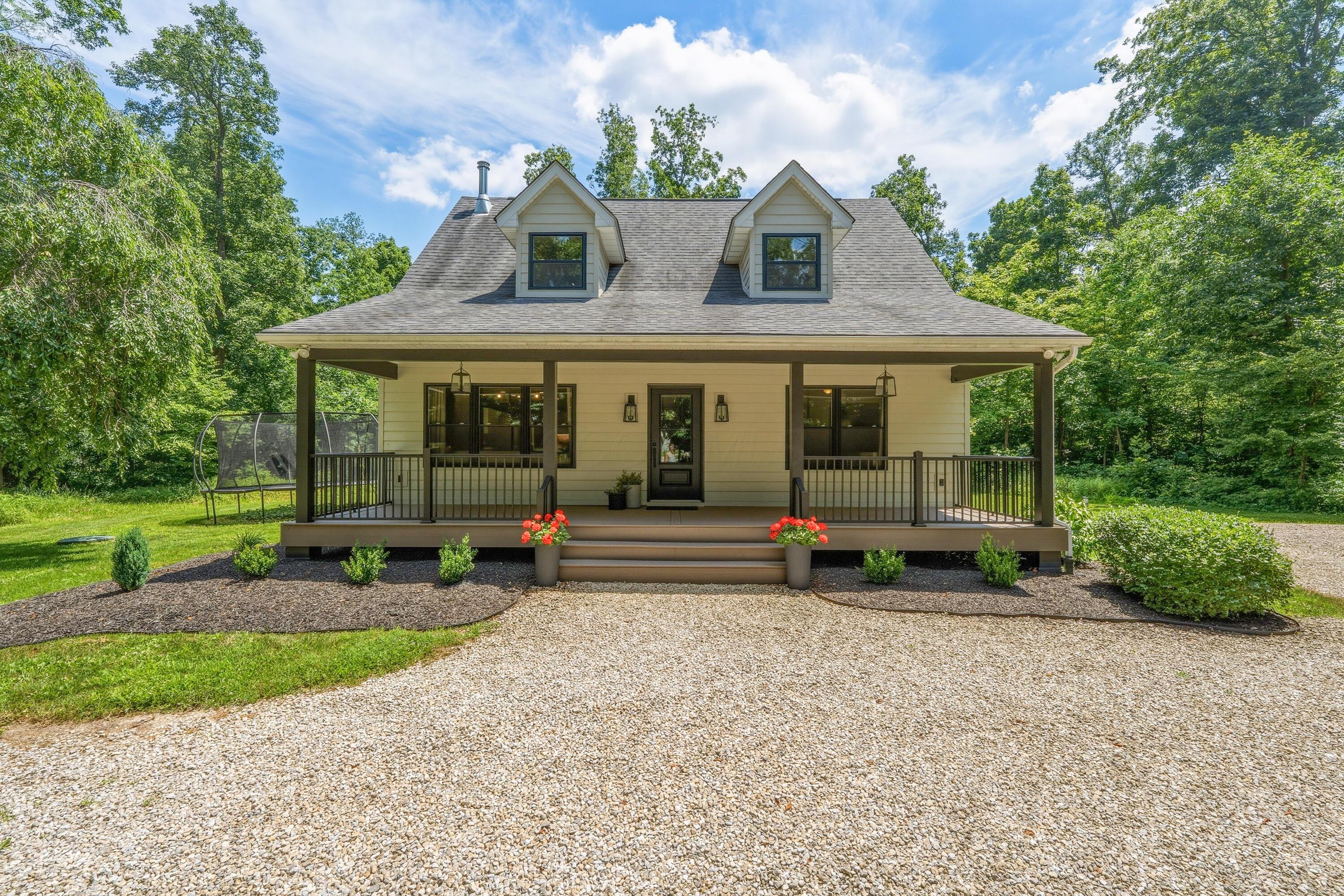 9043 Long Road Property Photo 1