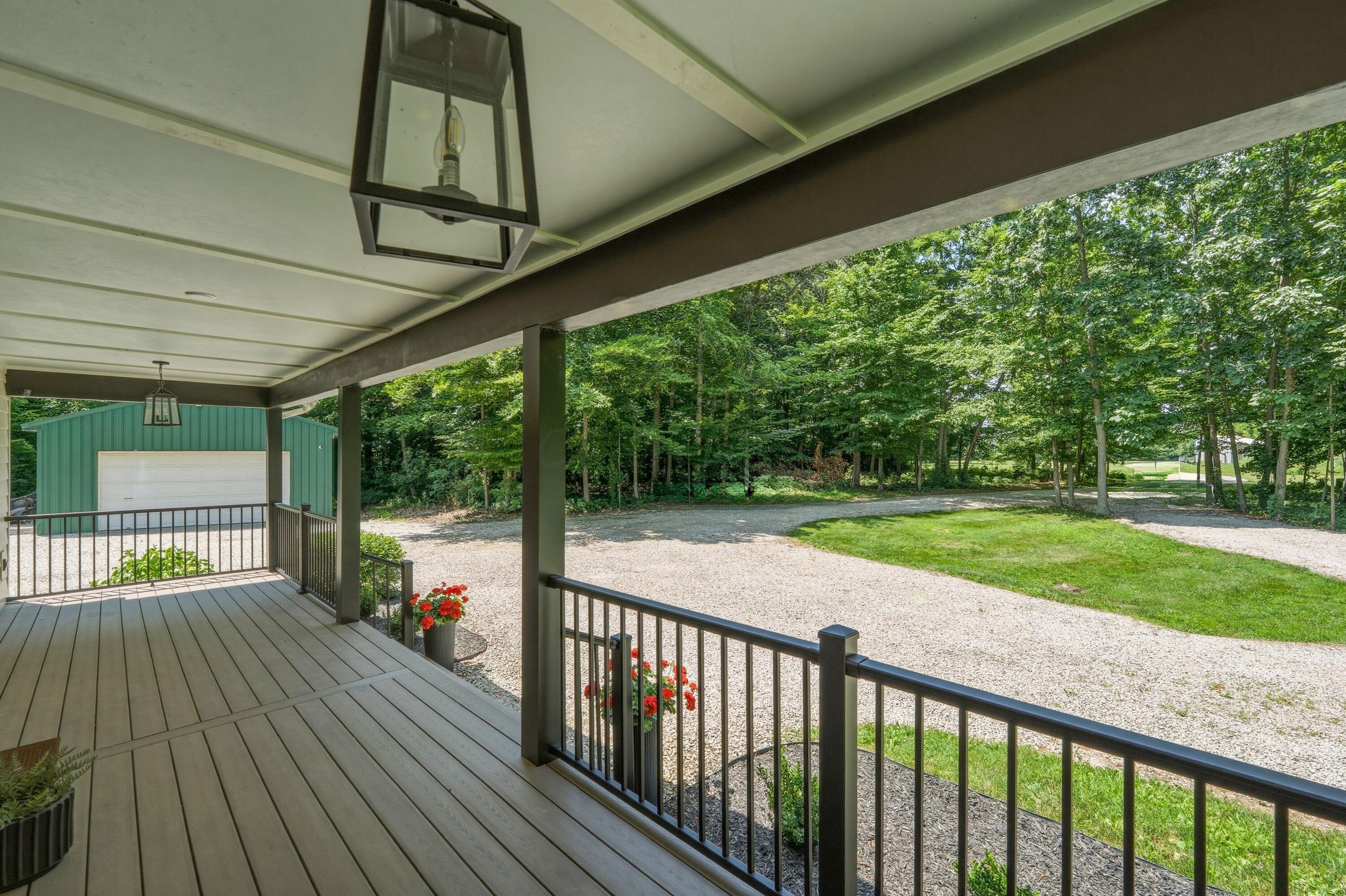 9043 Long Road Property Photo 3