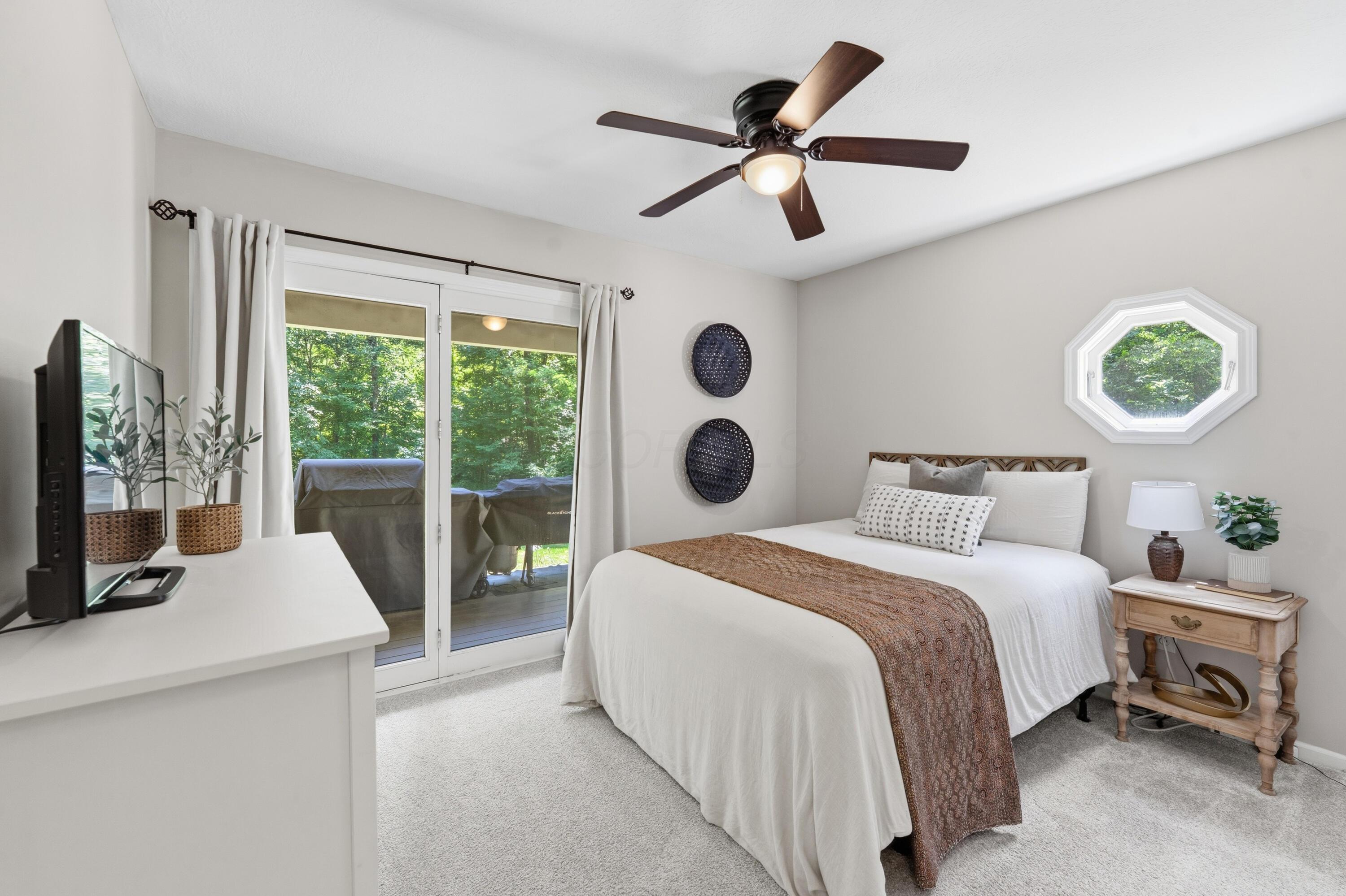 9043 Long Road Property Photo 16
