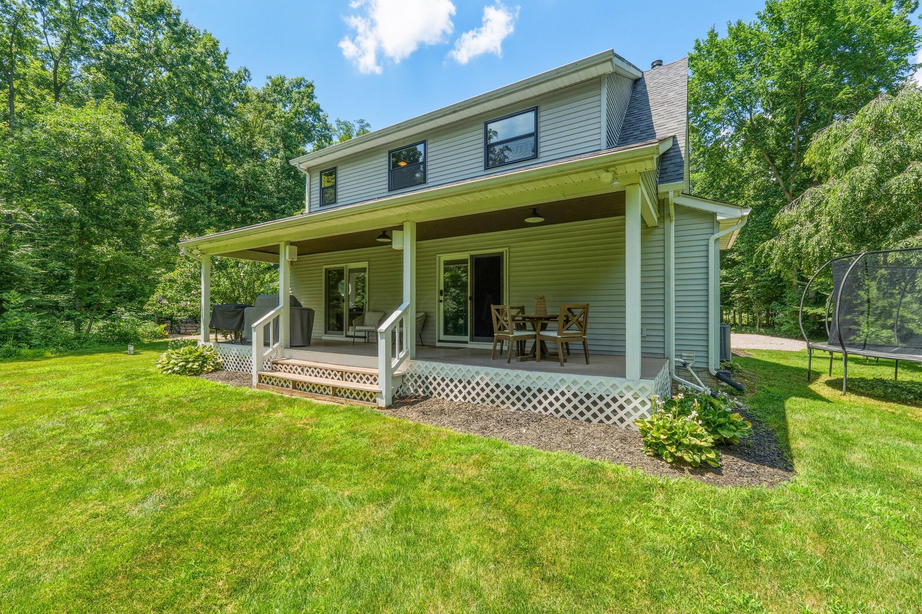 9043 Long Road Property Photo 25