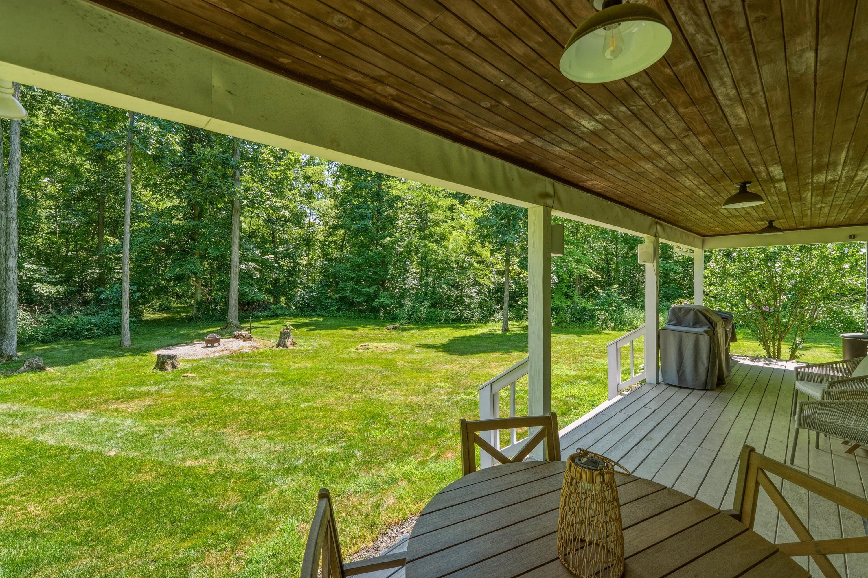 9043 Long Road Property Photo 26