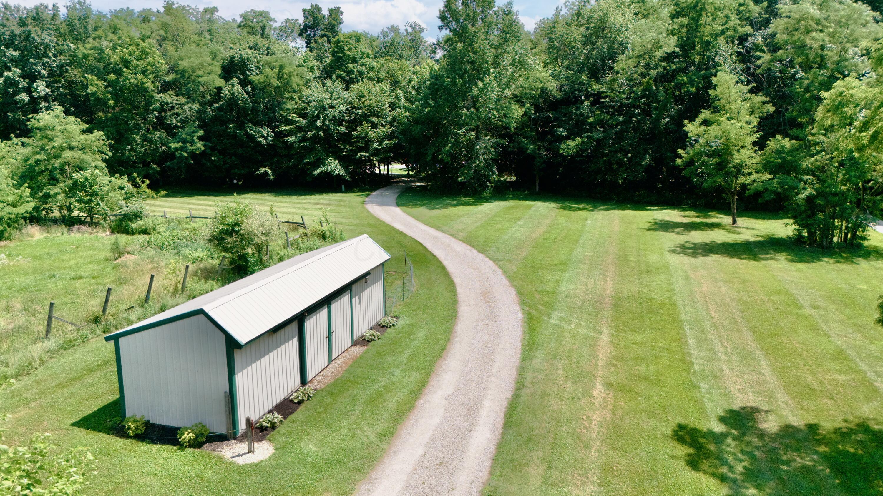 9043 Long Road Property Photo 31