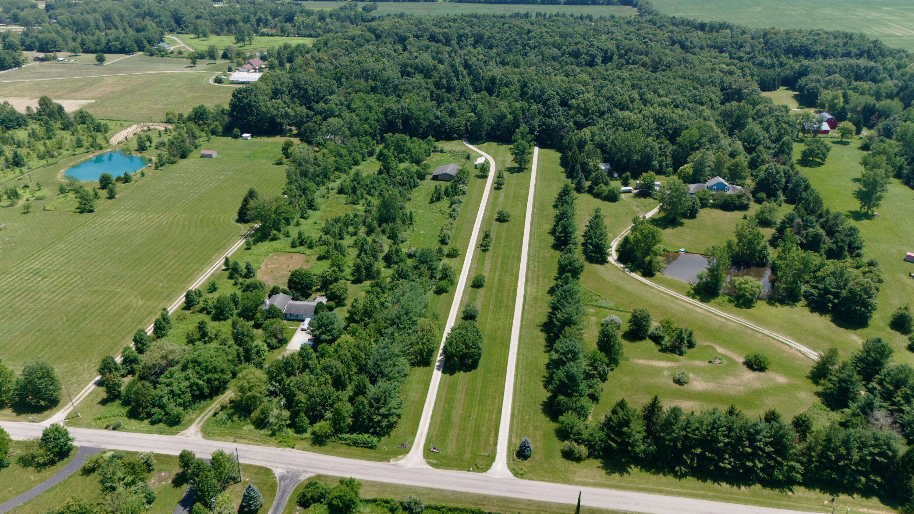 9043 Long Road Property Photo 32