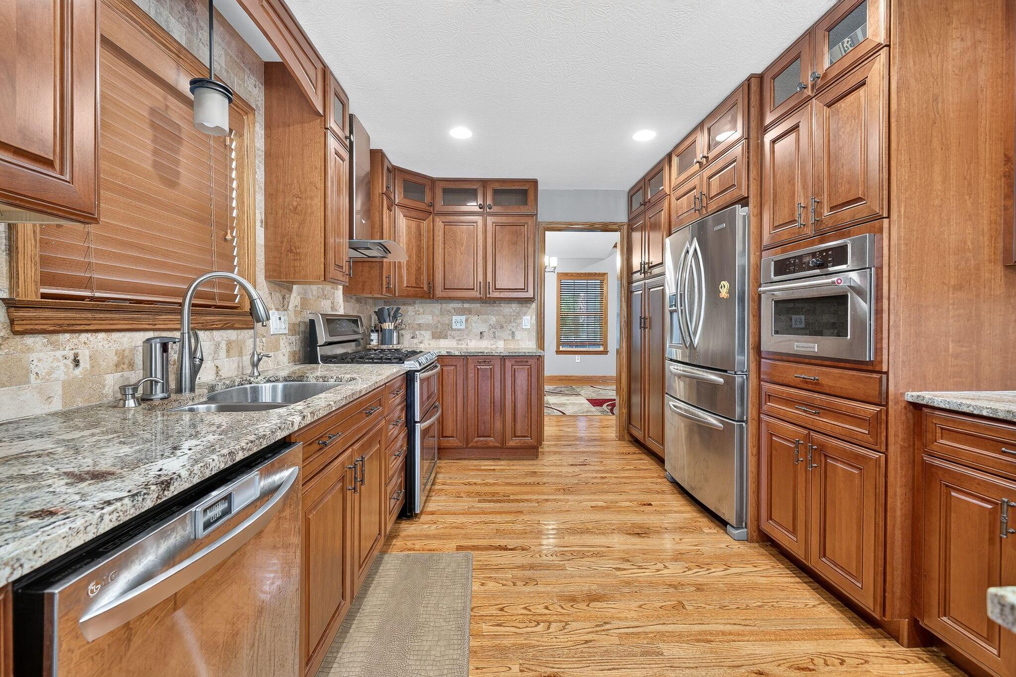 6655 Dietz Drive Property Photo 14