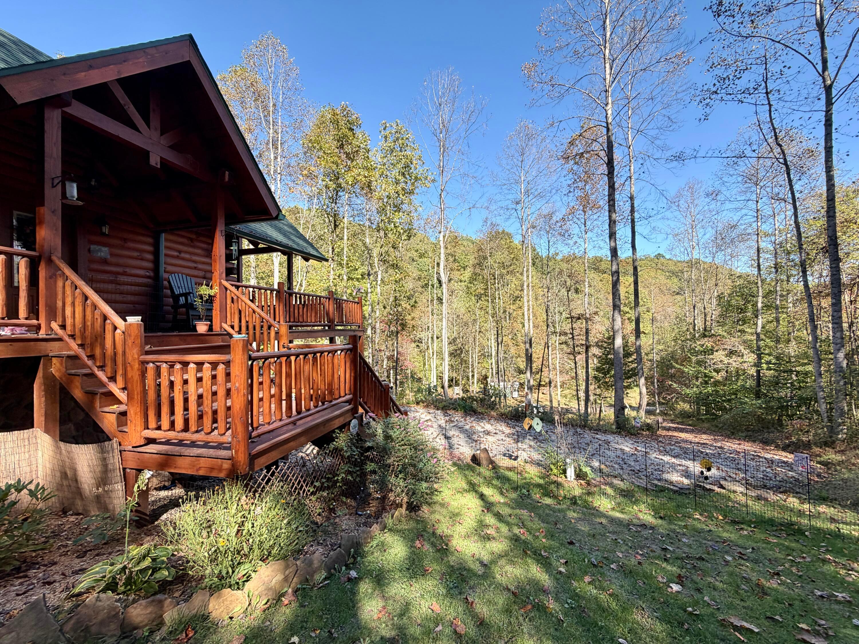 19479 Bogg Road Property Photo 8