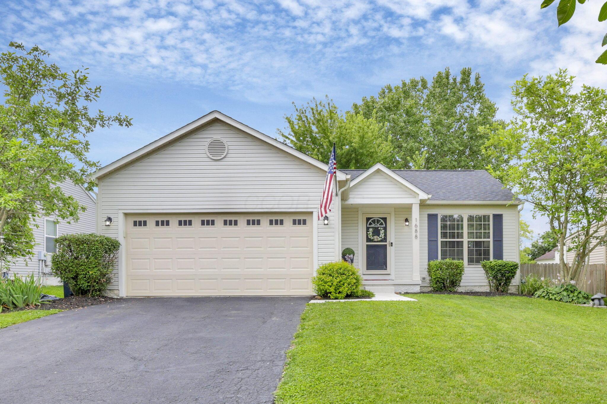 1688 Tecumseh Drive Property Photo 1