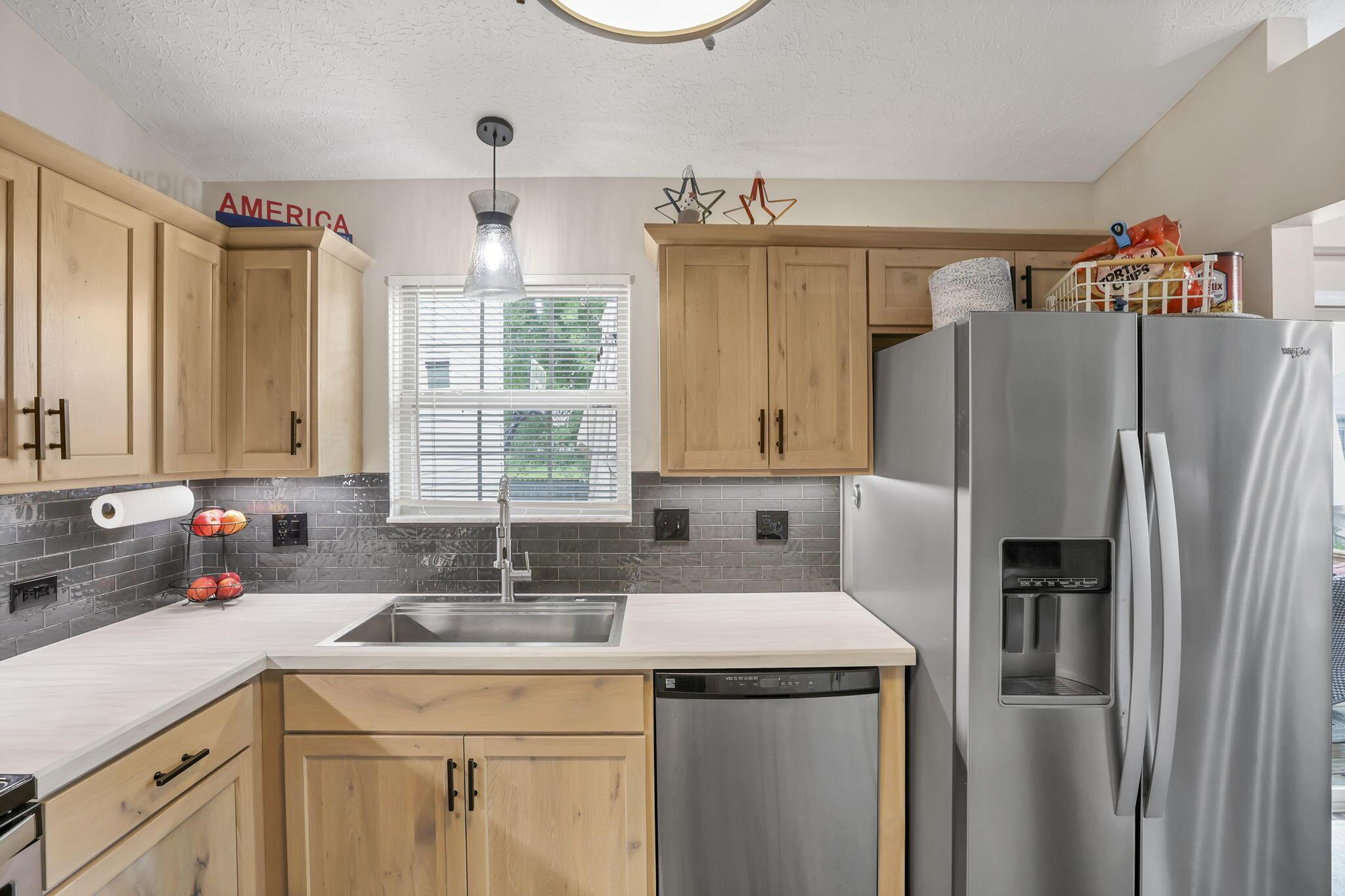 1688 Tecumseh Drive Property Photo 18