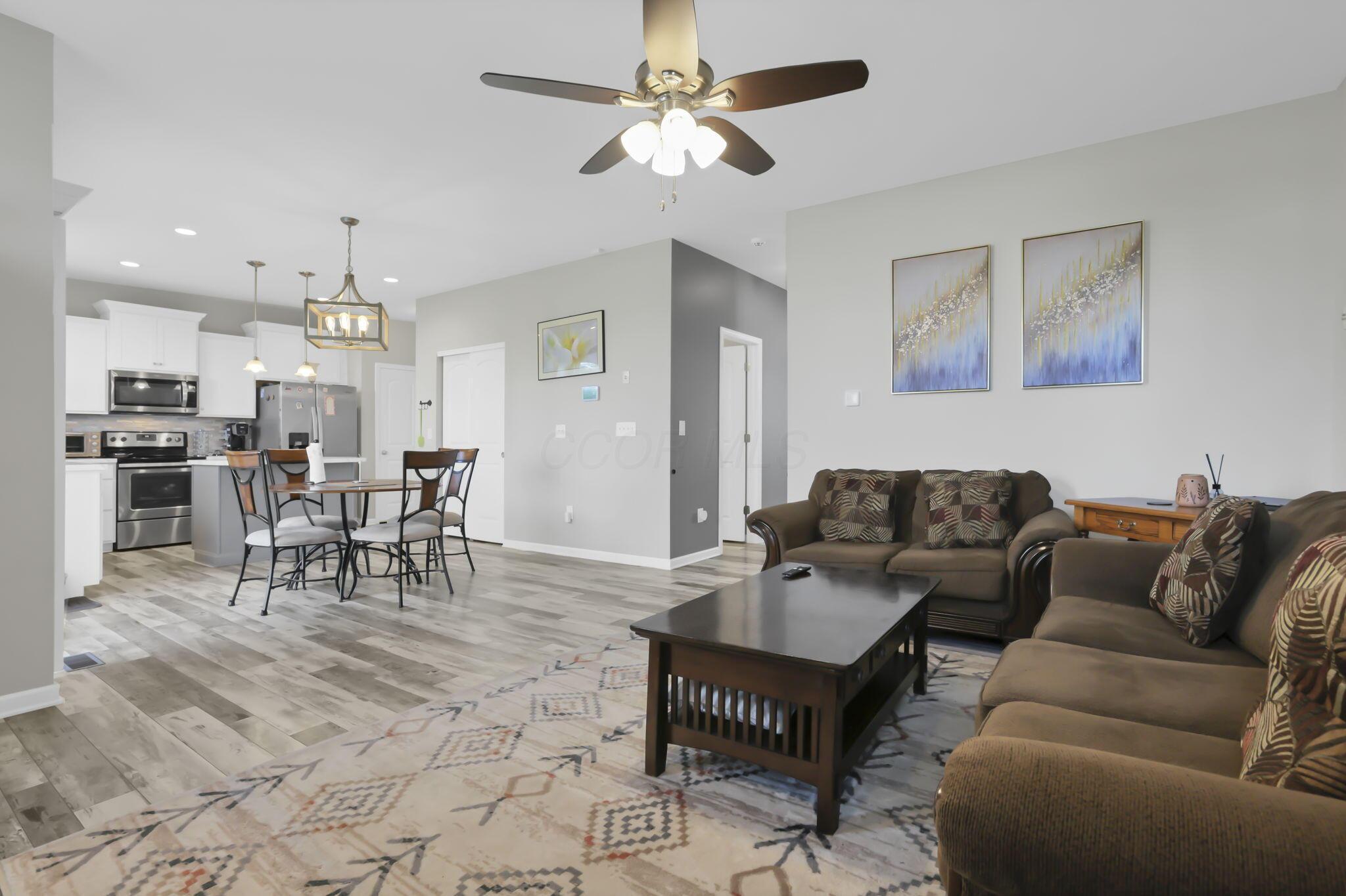 230 Salinger Drive Property Photo 8
