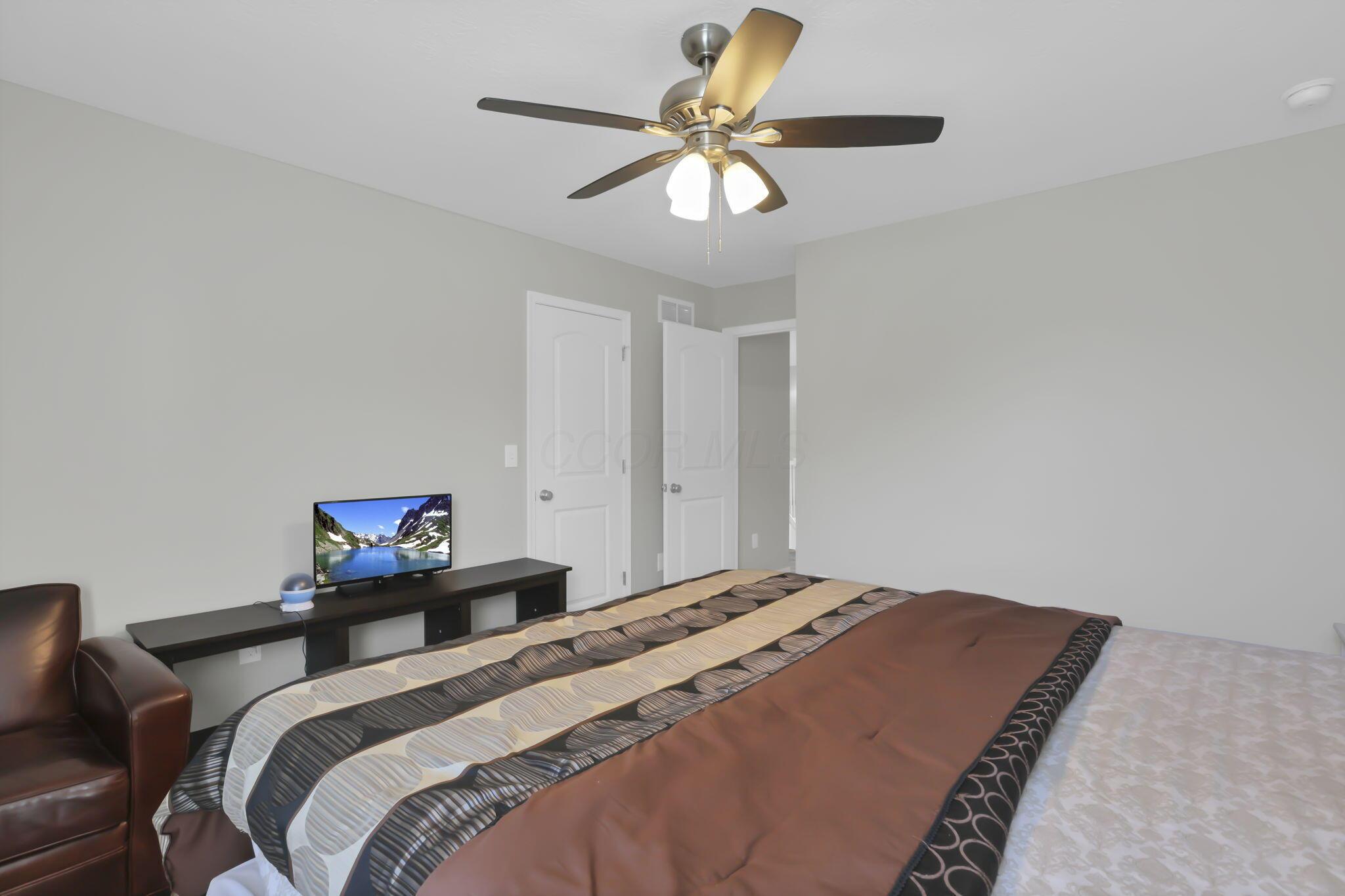 230 Salinger Drive Property Photo 23