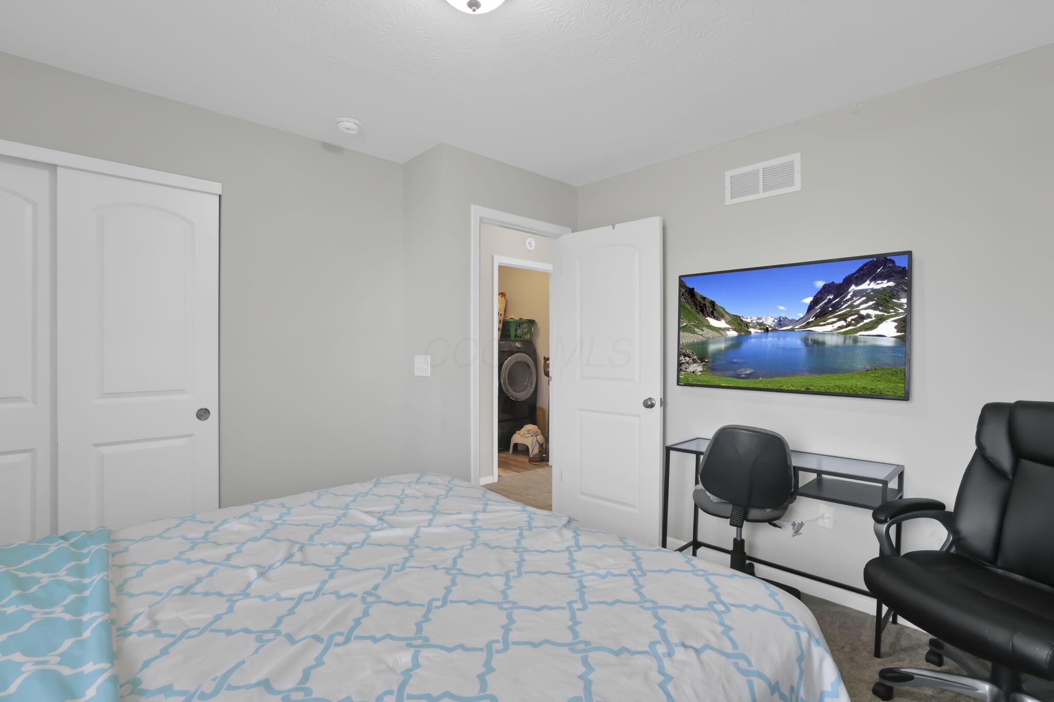 230 Salinger Drive Property Photo 27