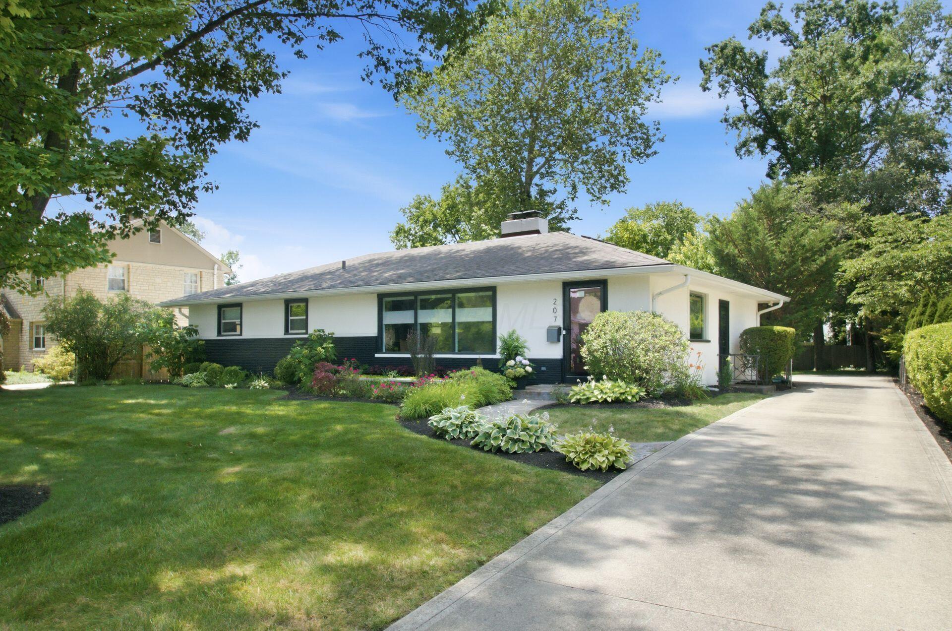 207 Eastmoor Boulevard Property Photo 3