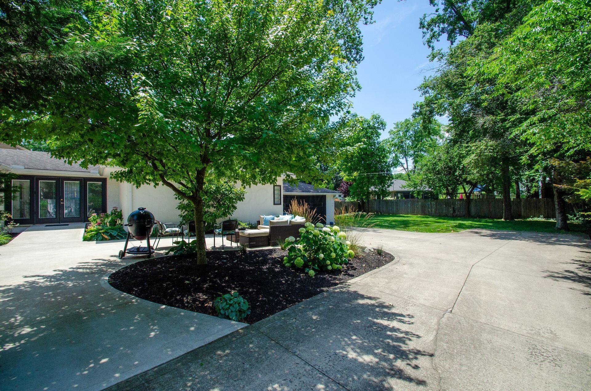 207 Eastmoor Boulevard Property Photo 31