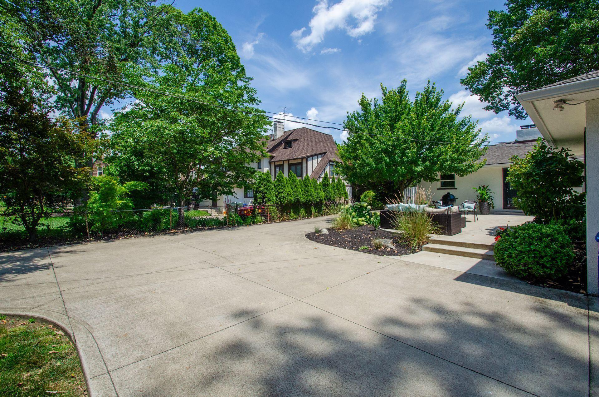 207 Eastmoor Boulevard Property Photo 35