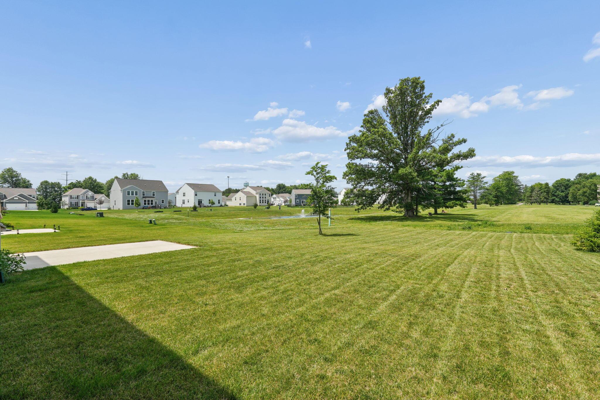2729 Henshaw Drive Property Photo 3