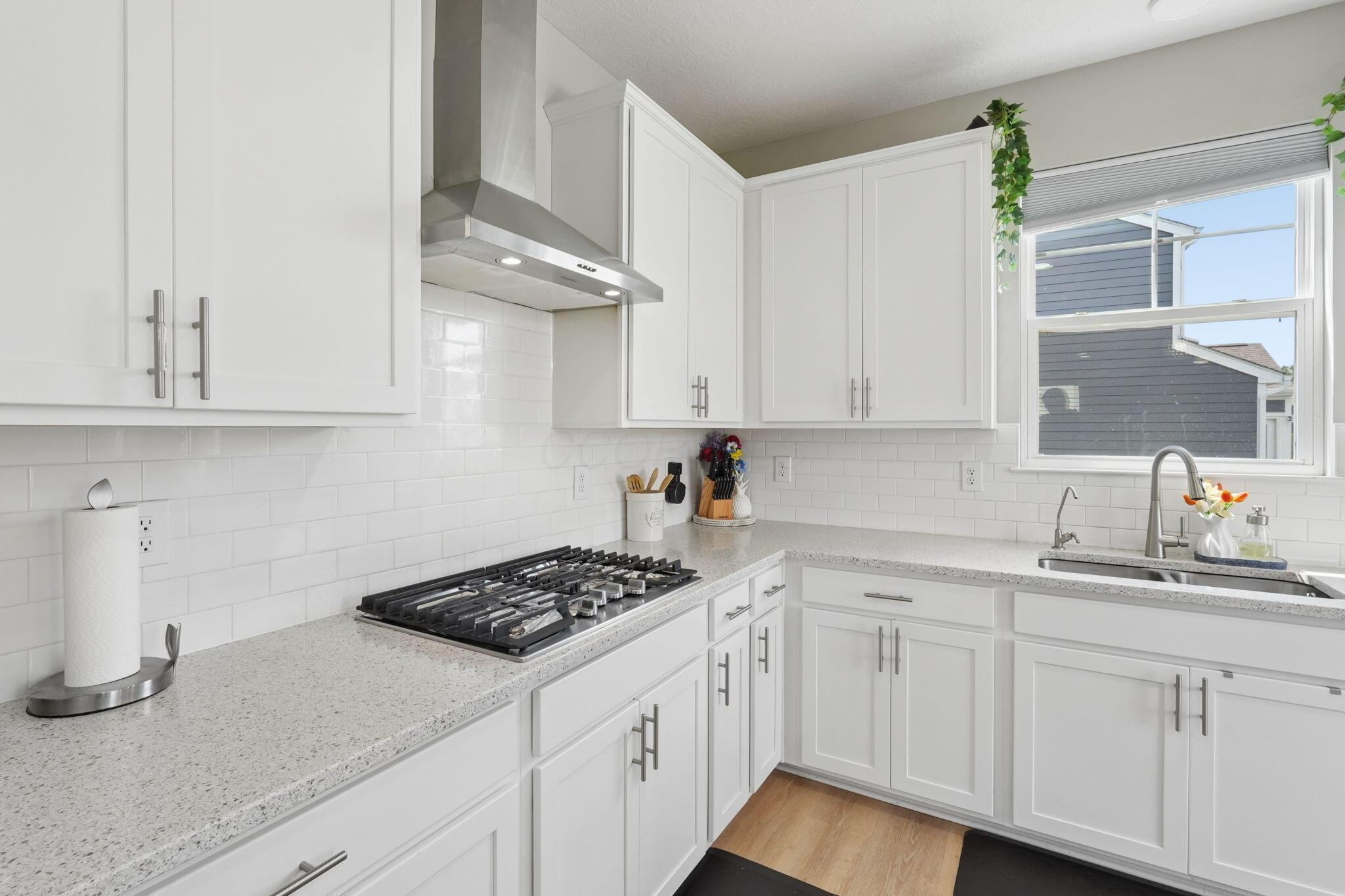 2729 Henshaw Drive Property Photo 15
