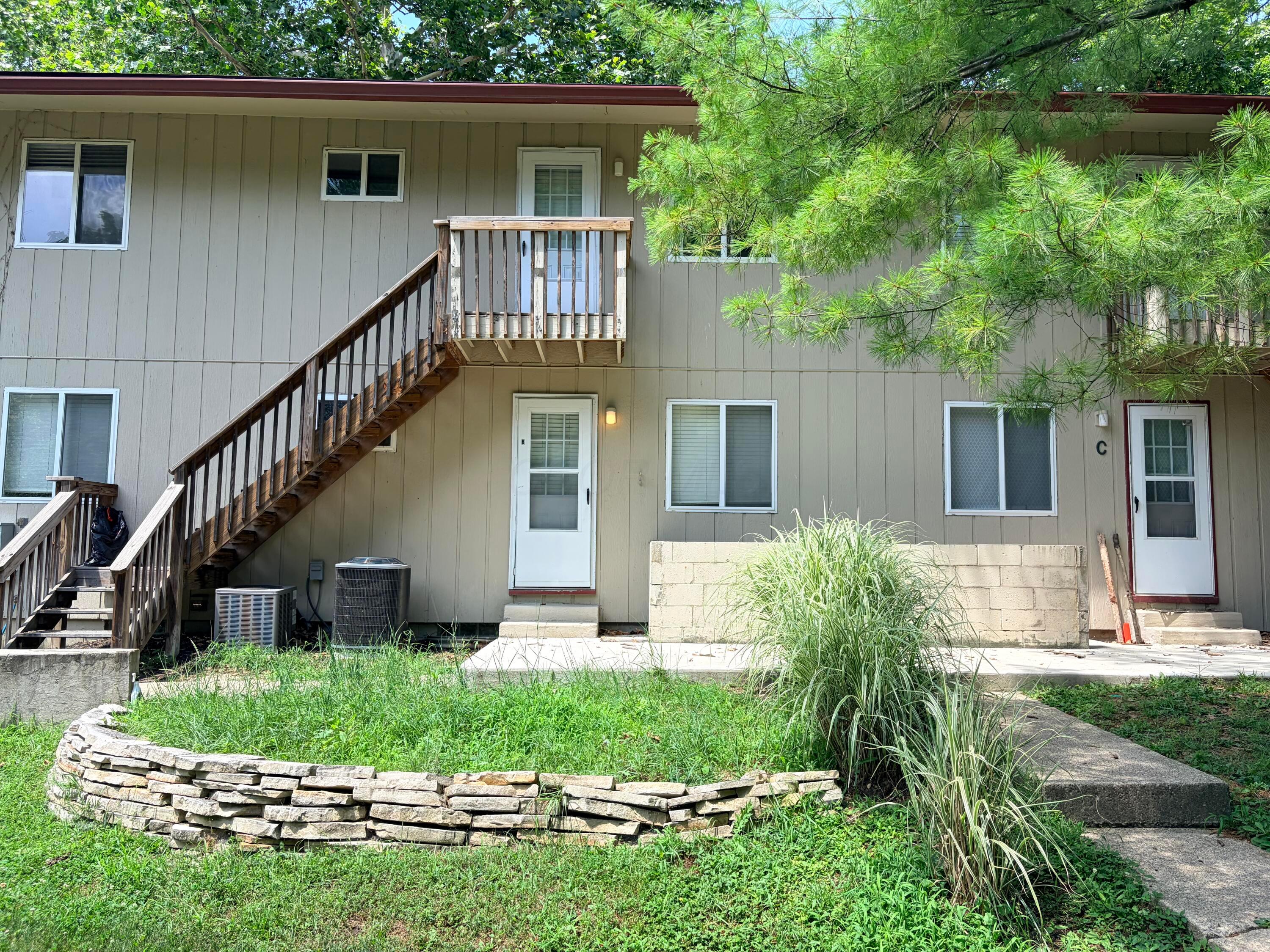 301 Fenway Road, B Property Photo 2