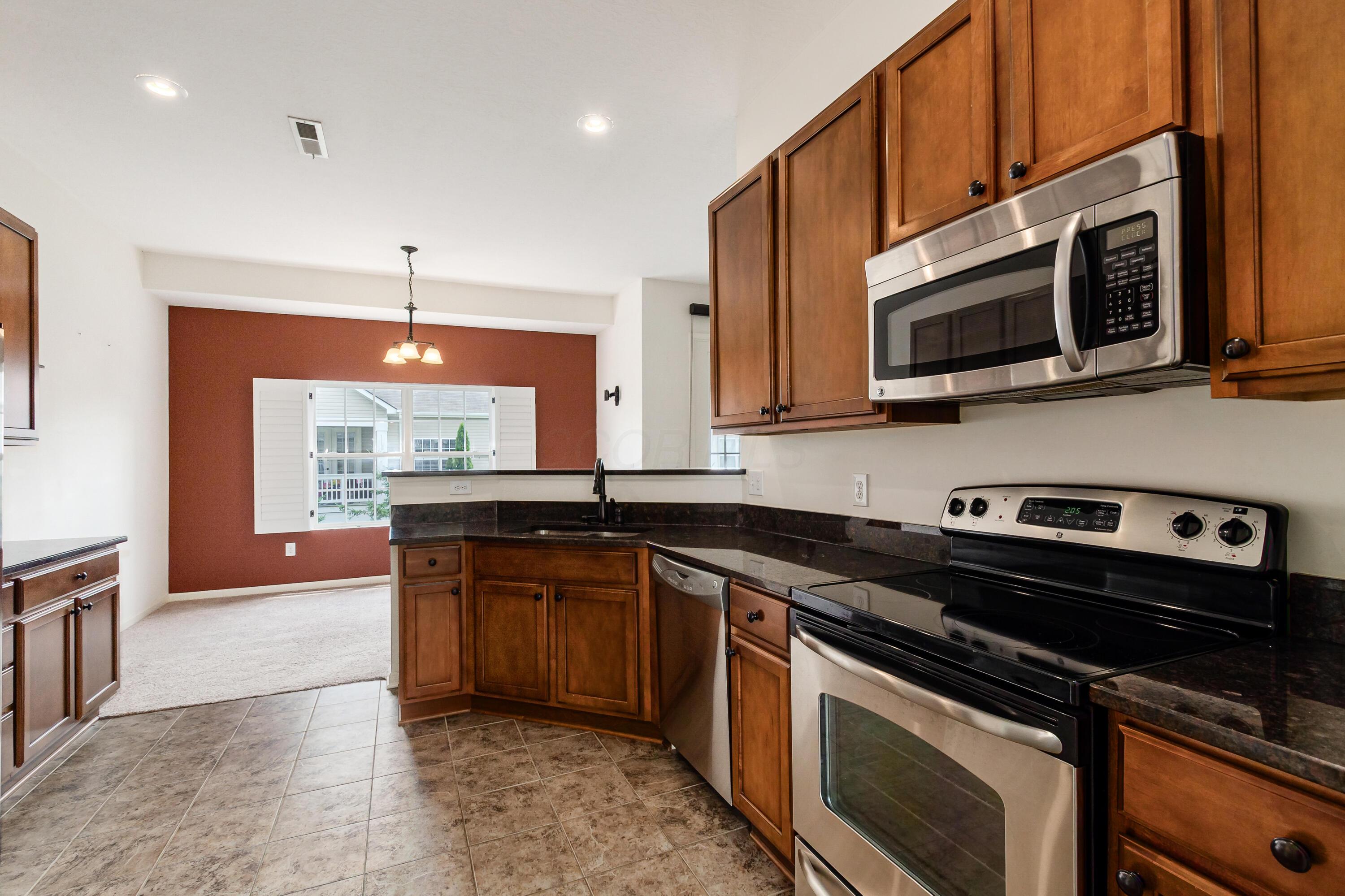 1413 Carylake Circle Property Photo 11