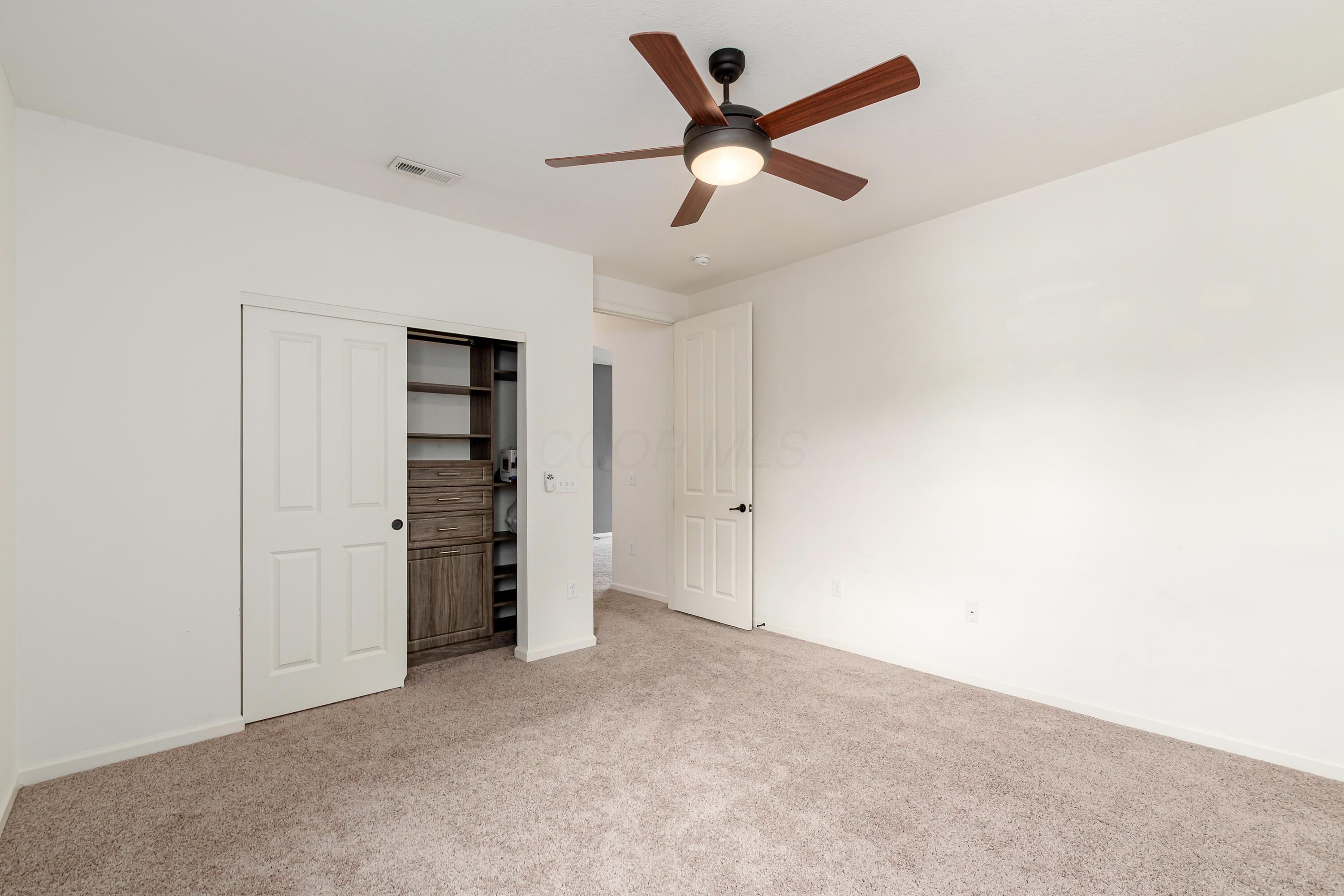 1413 Carylake Circle Property Photo 21