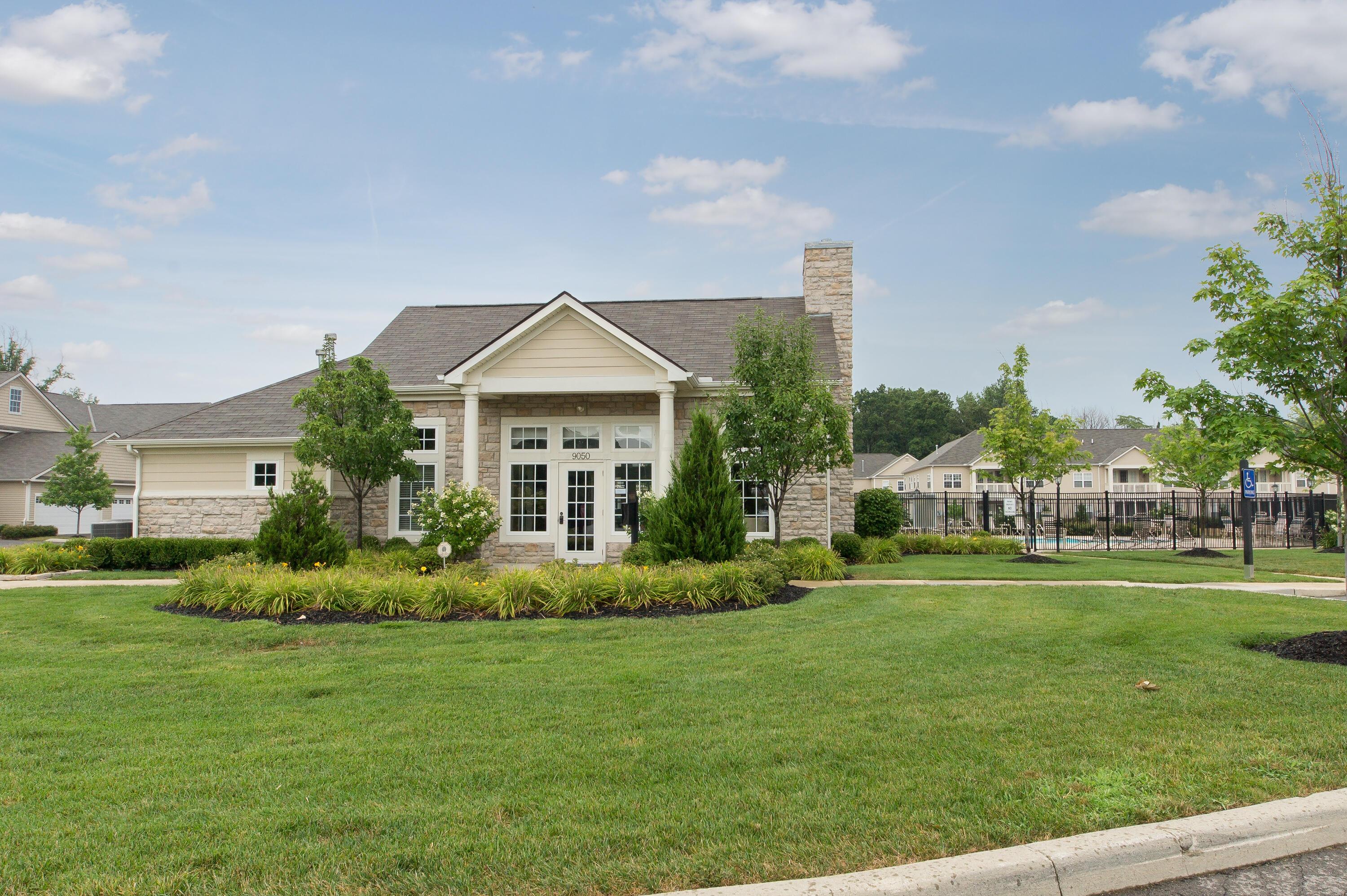 1413 Carylake Circle Property Photo 28