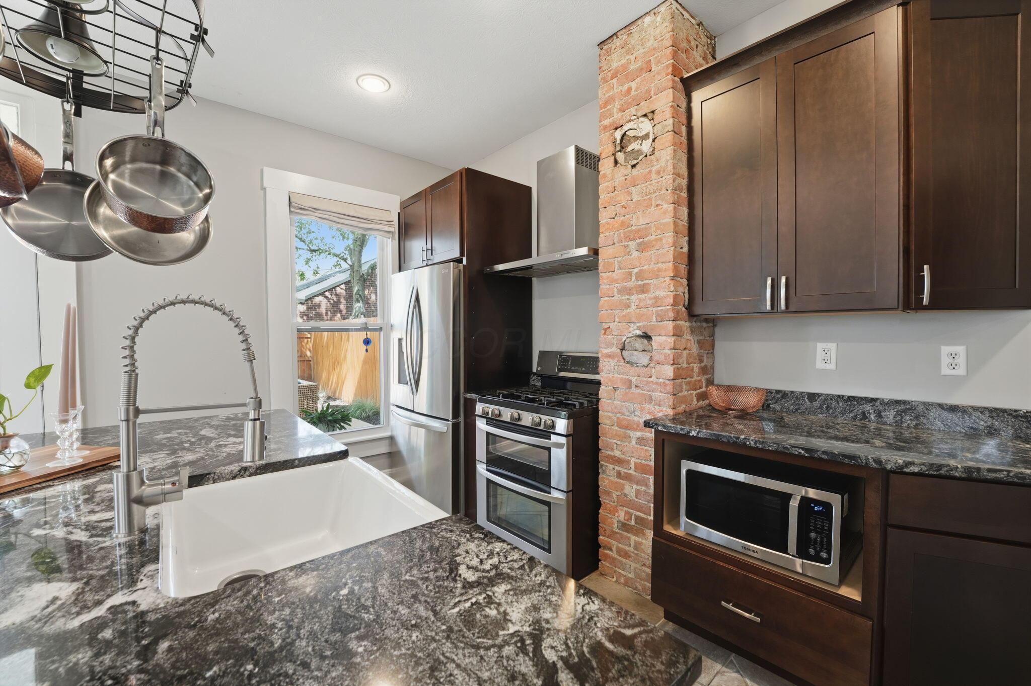 29 Hoffman Avenue Property Photo 17