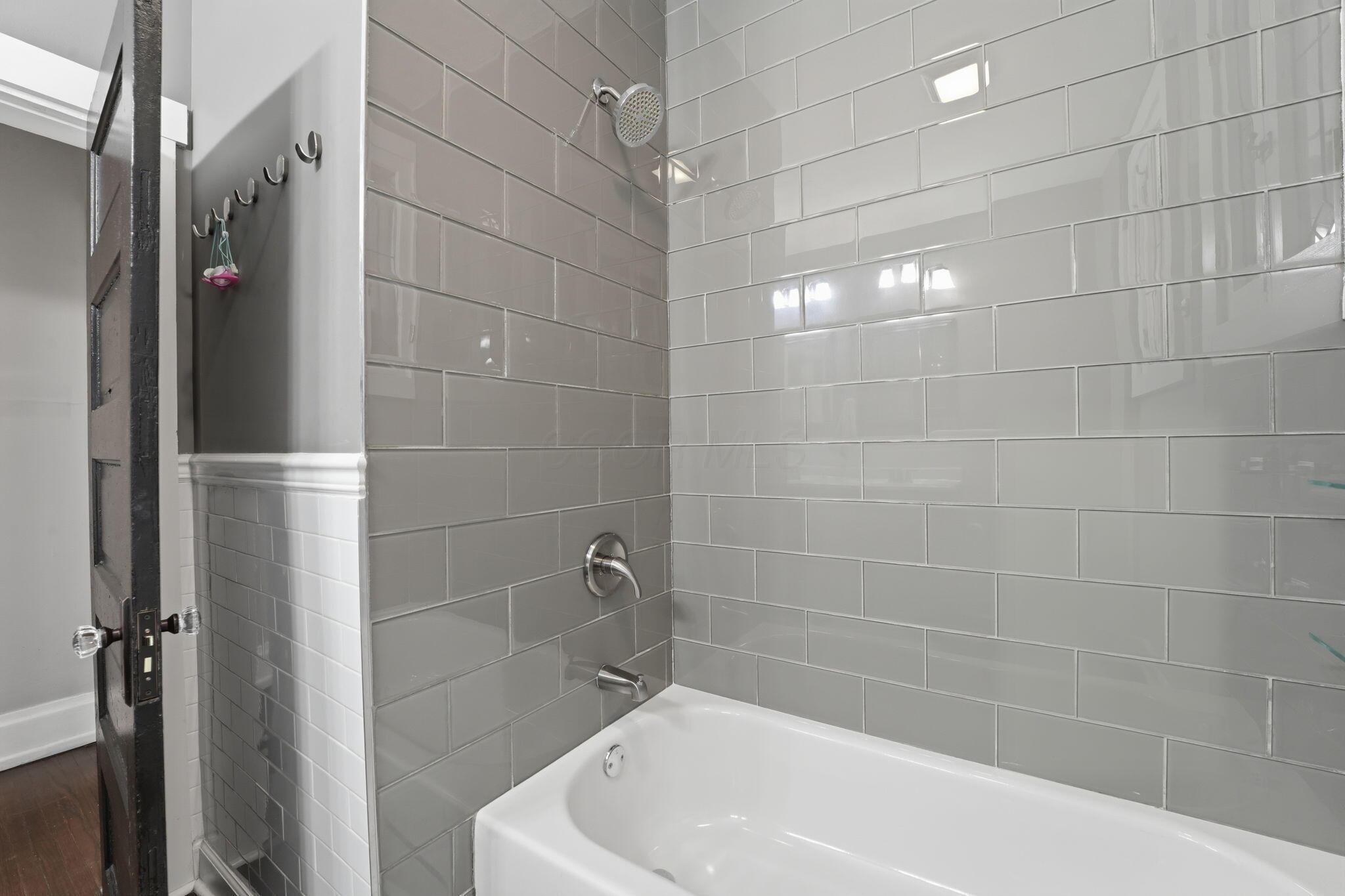 29 Hoffman Avenue Property Photo 32
