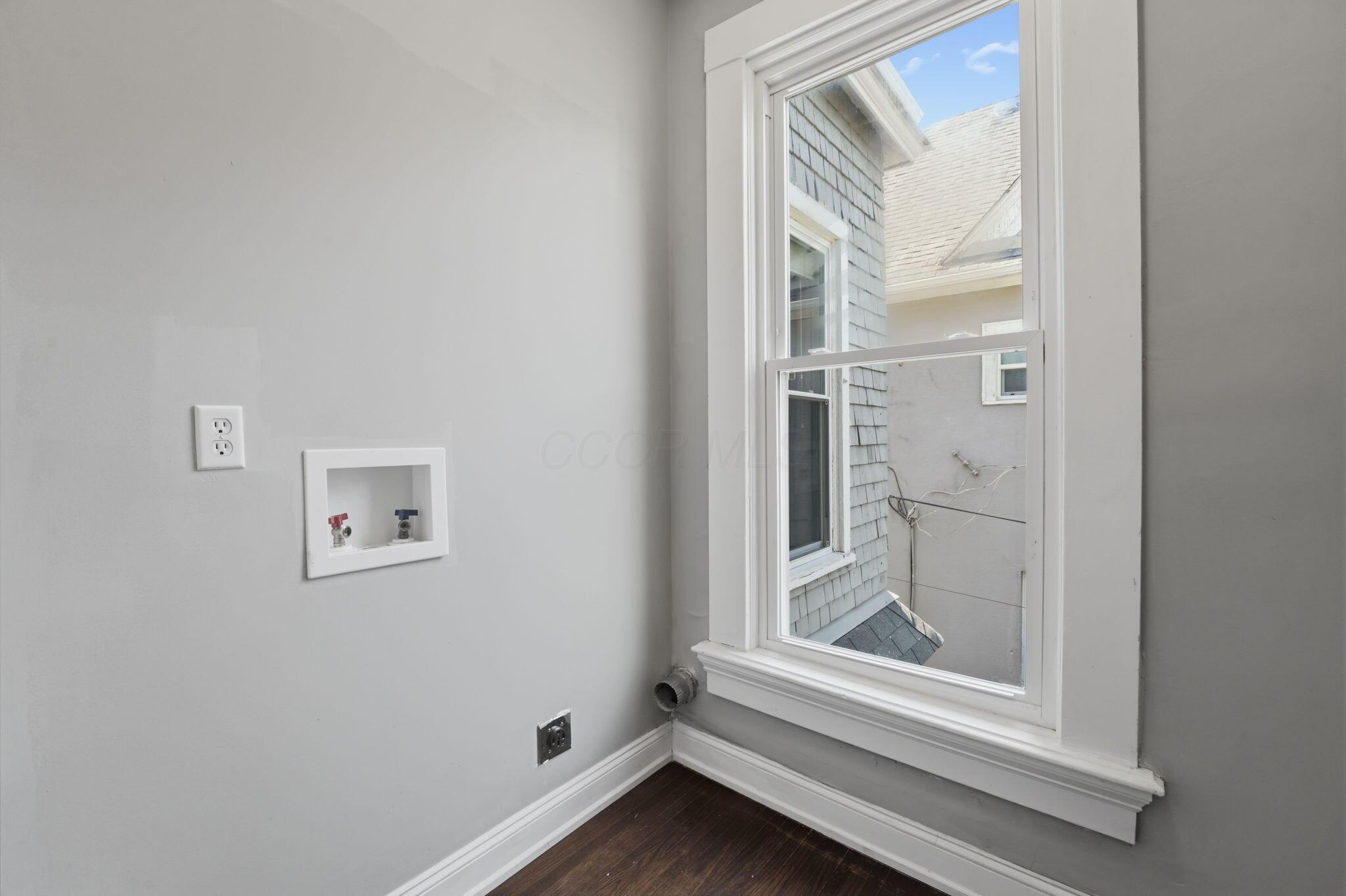 29 Hoffman Avenue Property Photo 33