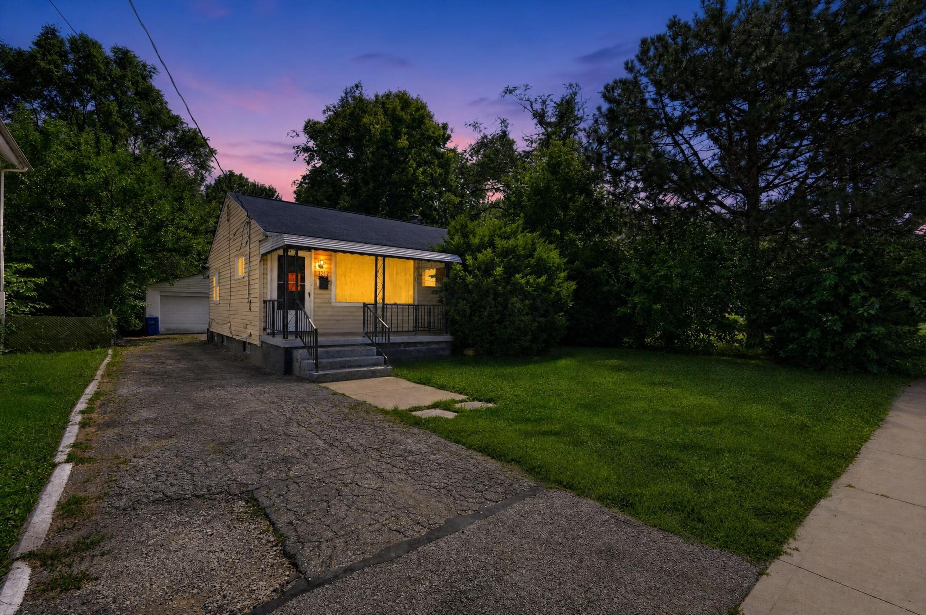 1217 Smith Road