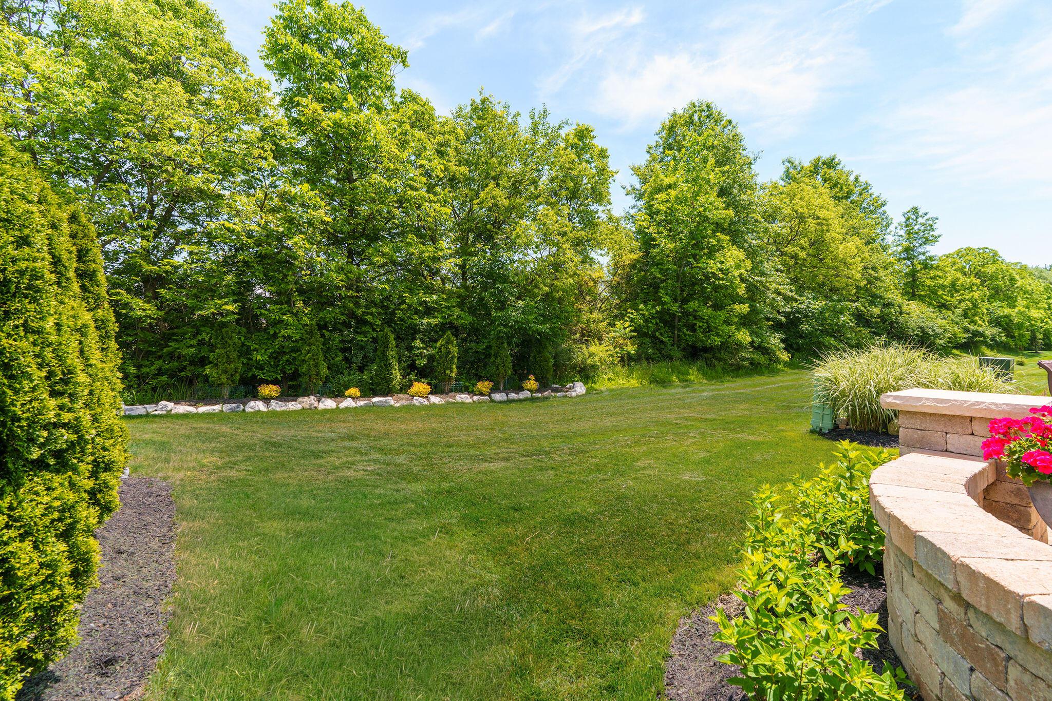 7421 Phoebe Lane Property Photo 2
