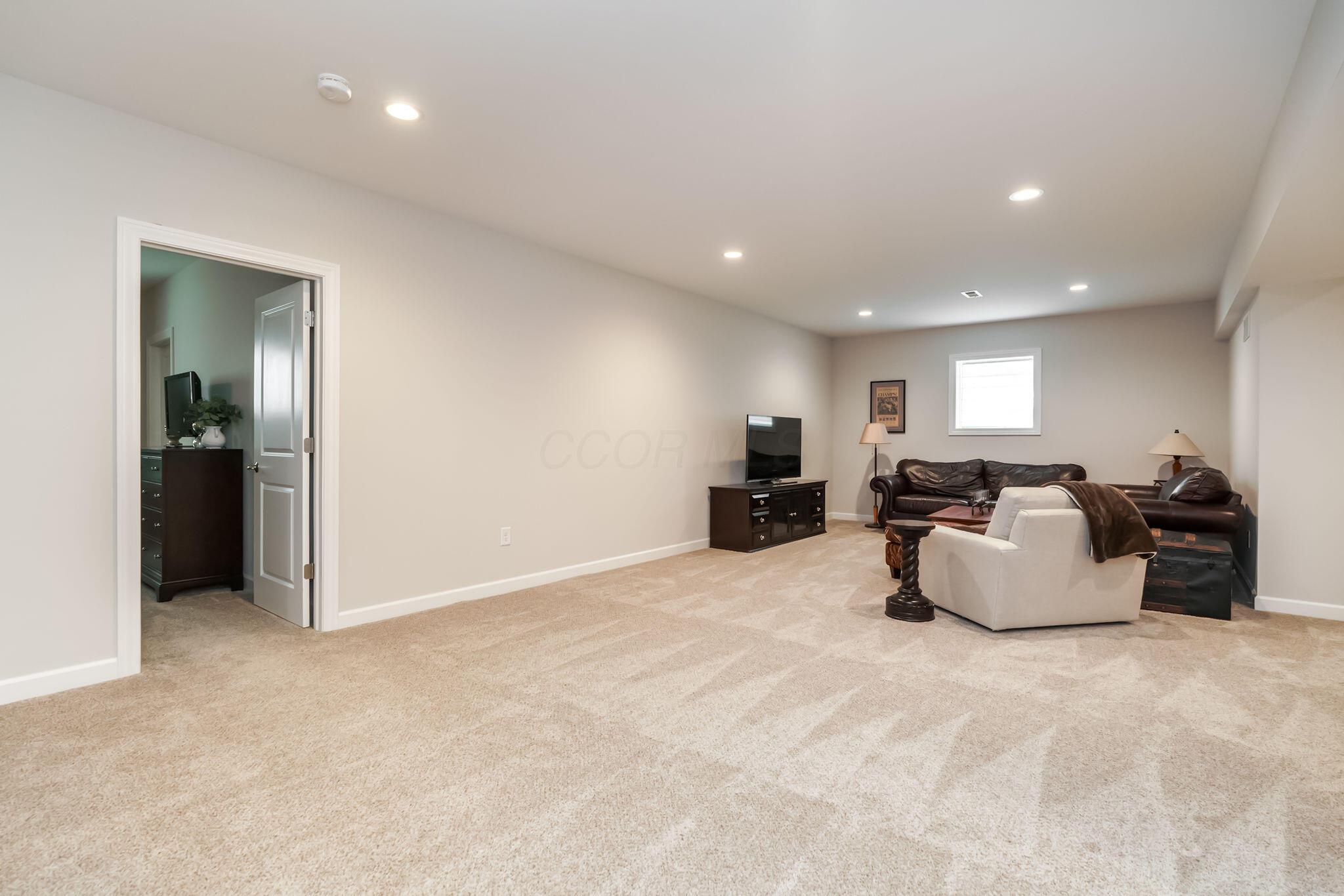 7421 Phoebe Lane Property Photo 35