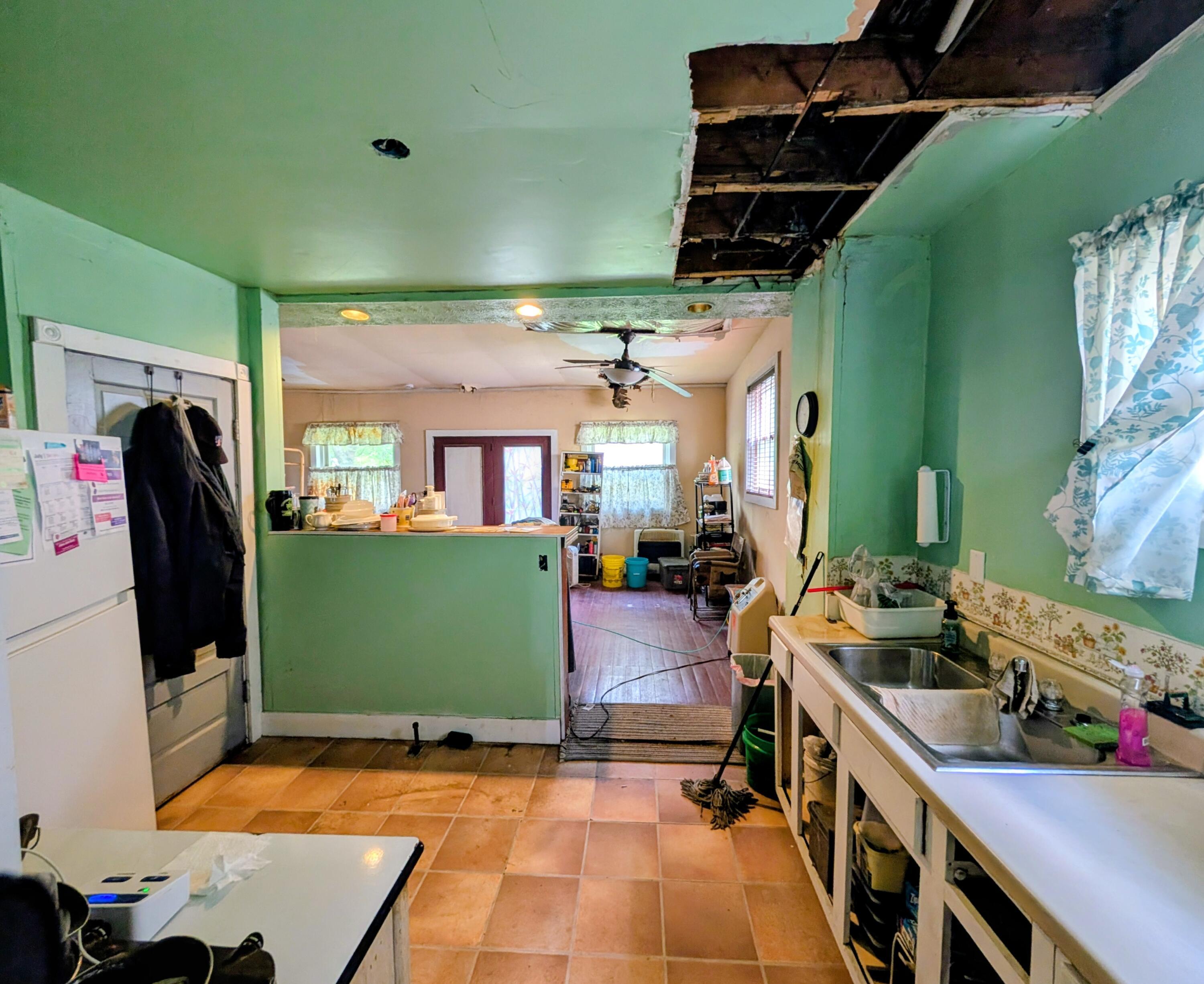 346 Whitethorne Avenue Property Photo 4