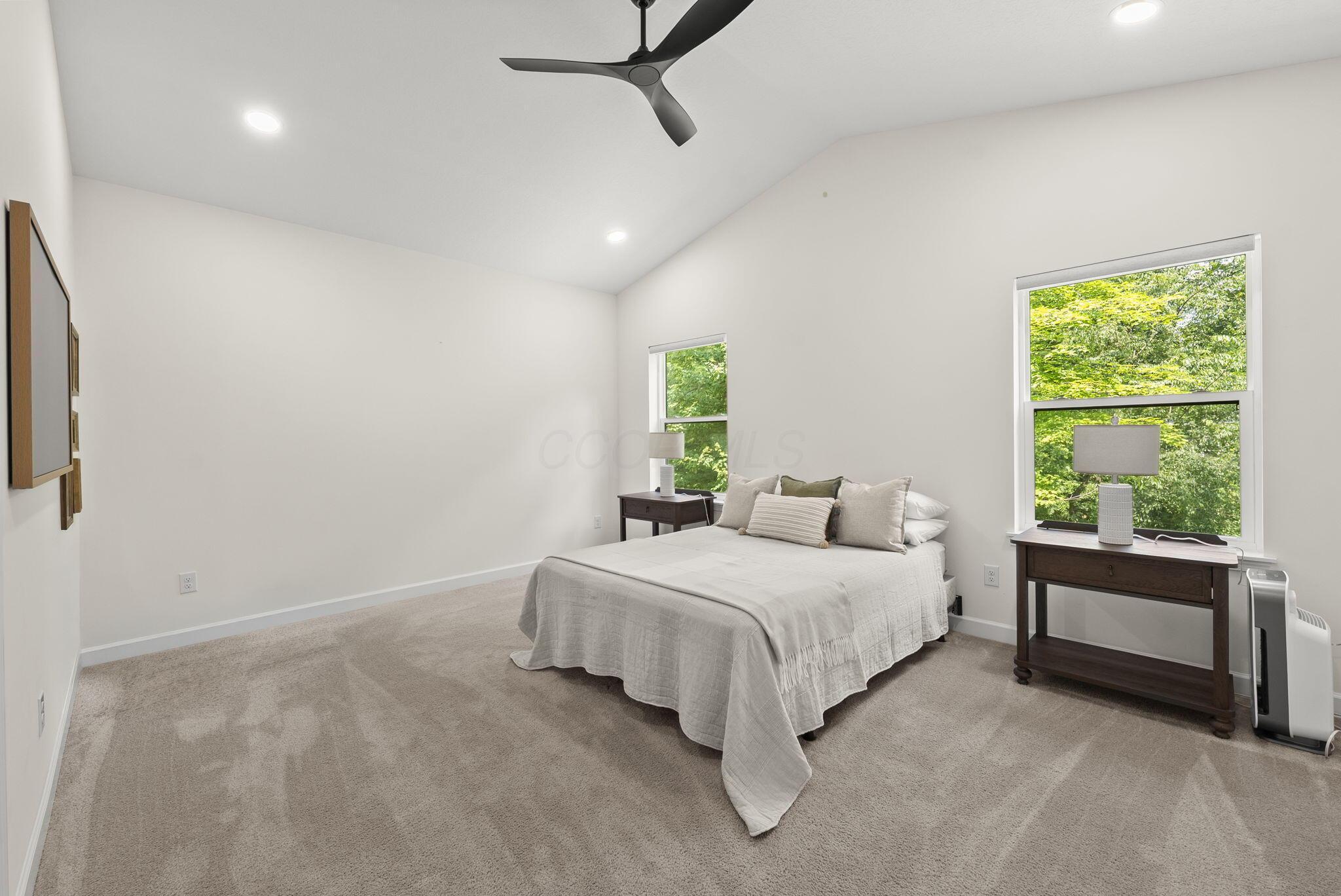 225 Green Valley Drive Property Photo 18