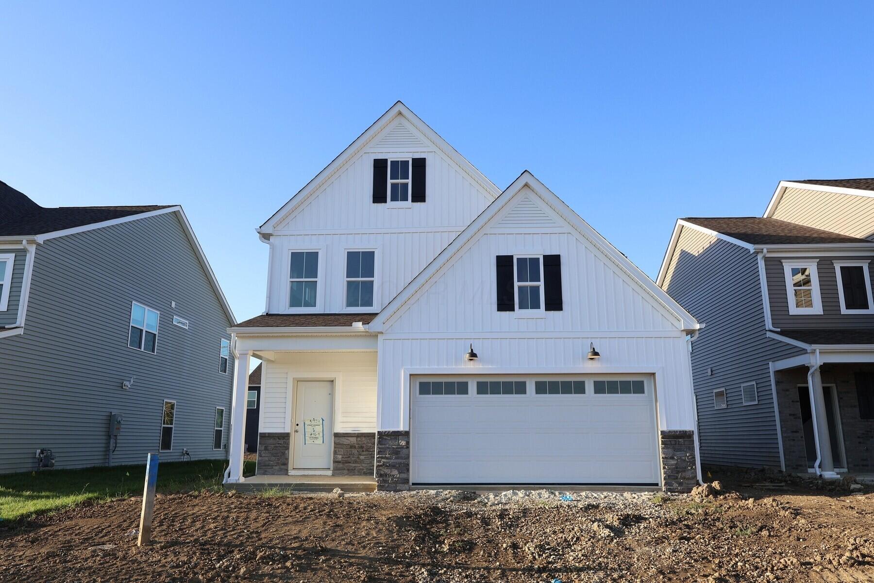 5924 Creekview Drive Property Photo 1