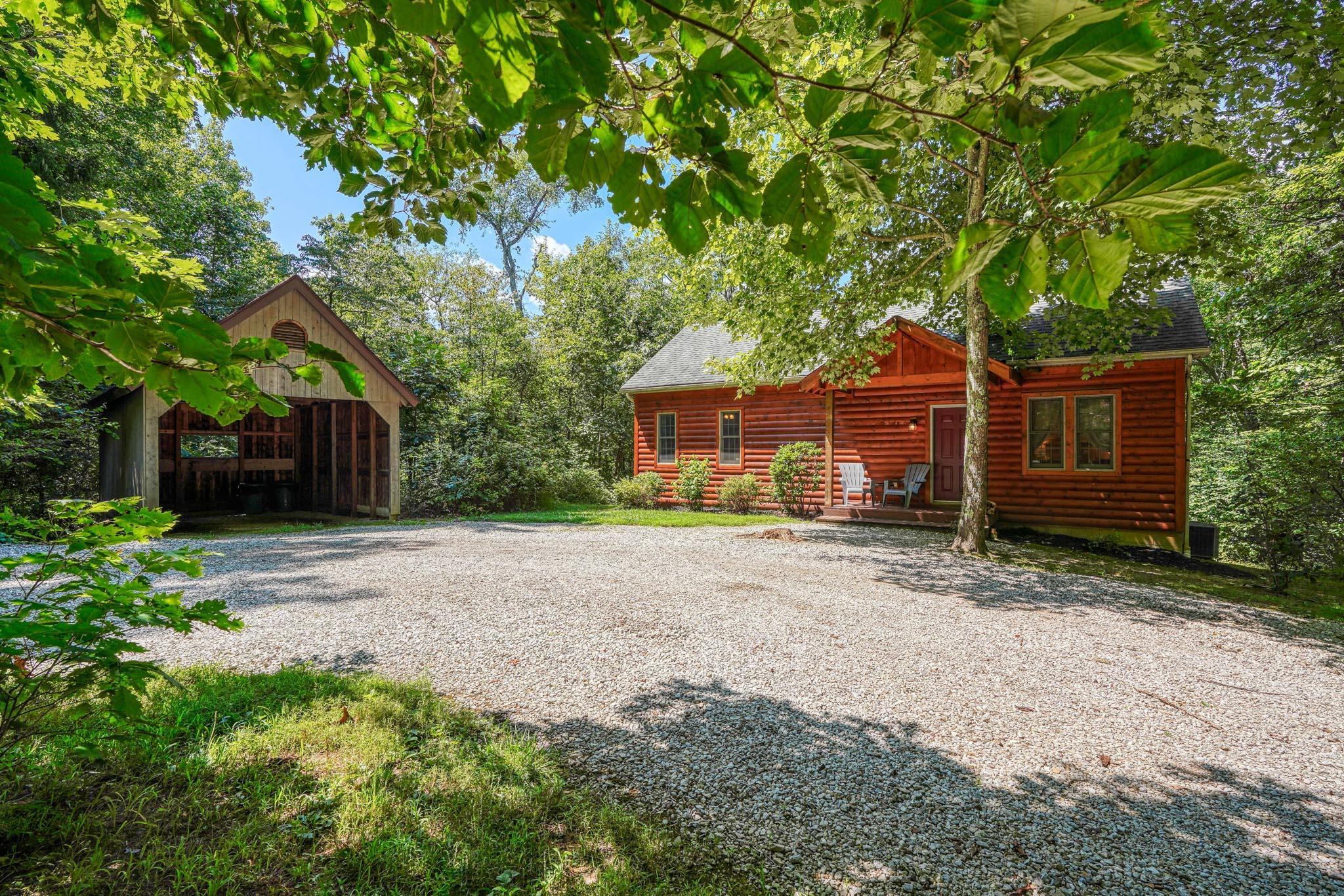 21221 Sterling Road Property Photo 5