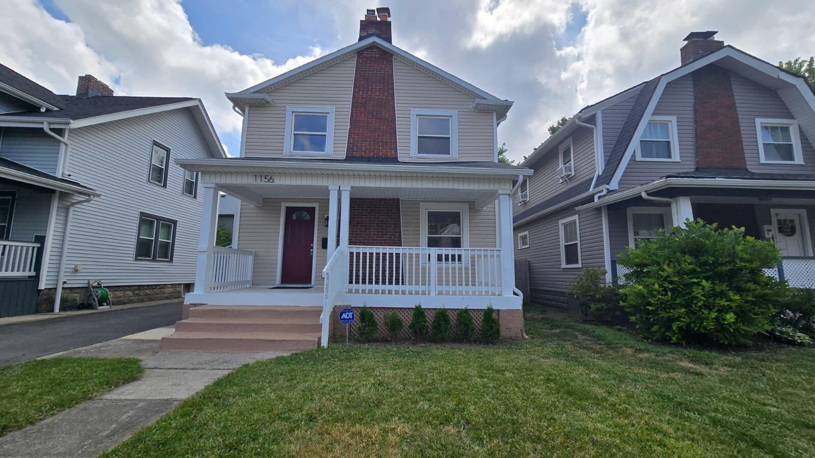 1156 S Champion Avenue Property Photo 2