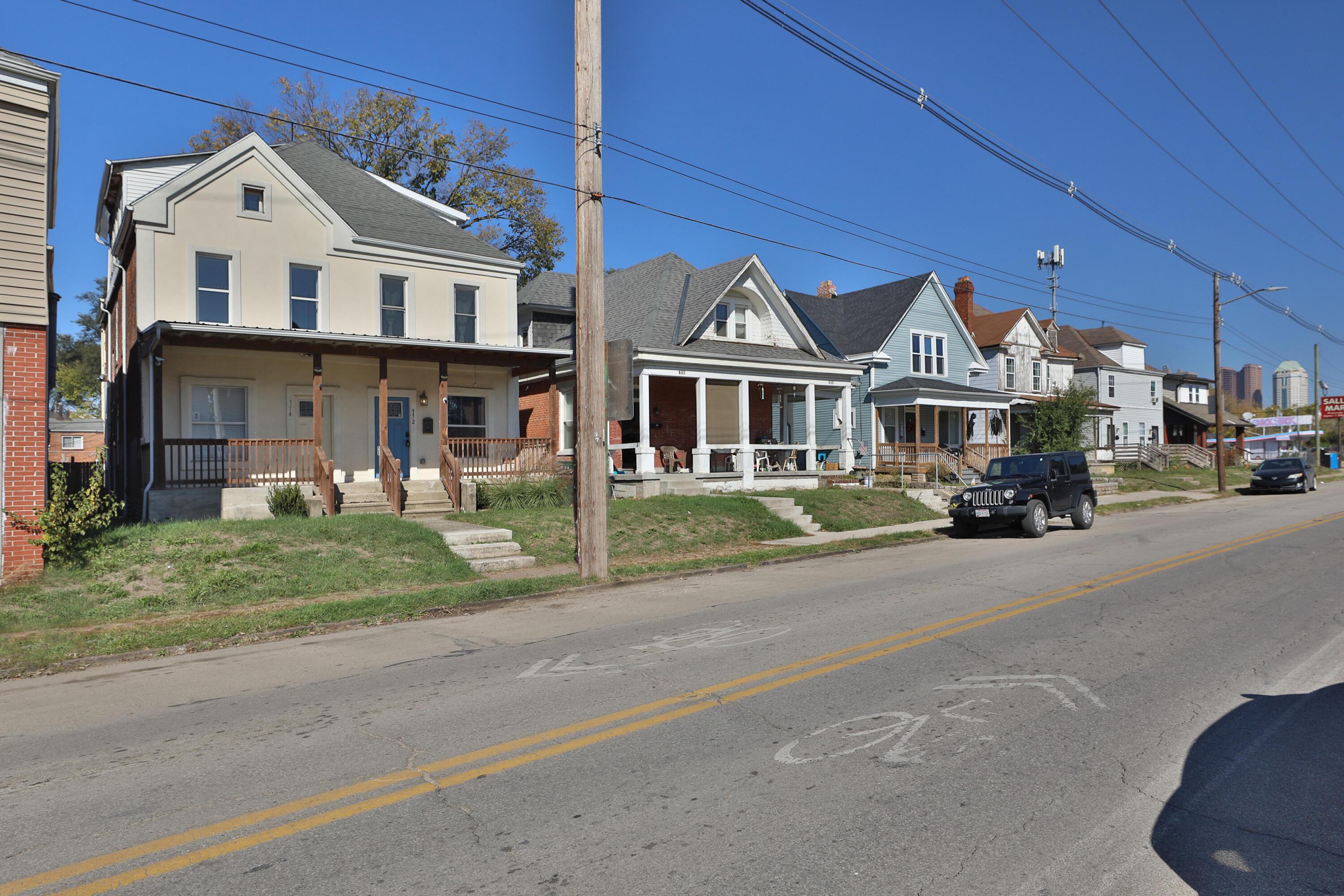 774 Sullivant Avenue Property Photo 2