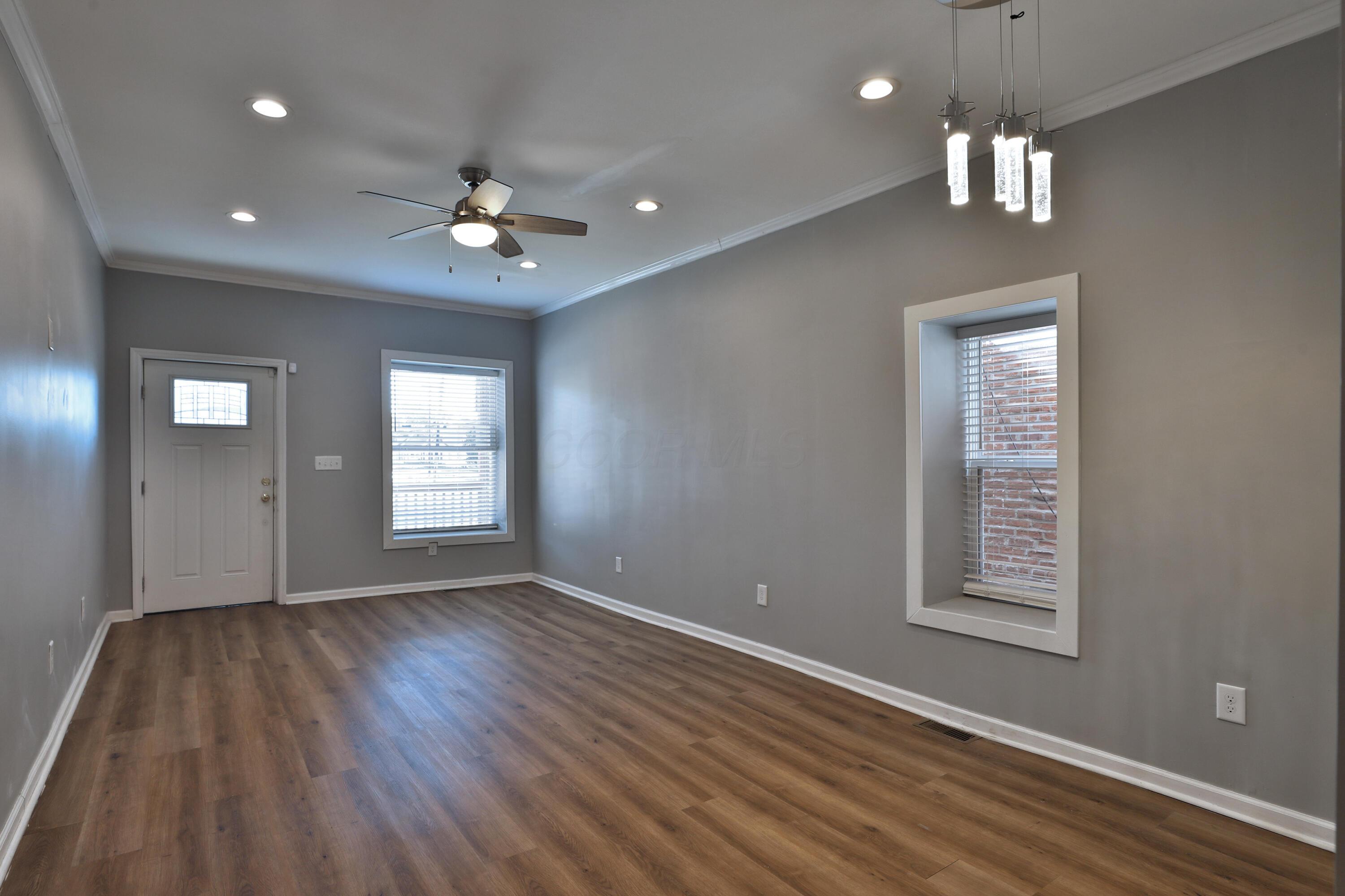 774 Sullivant Avenue Property Photo 7