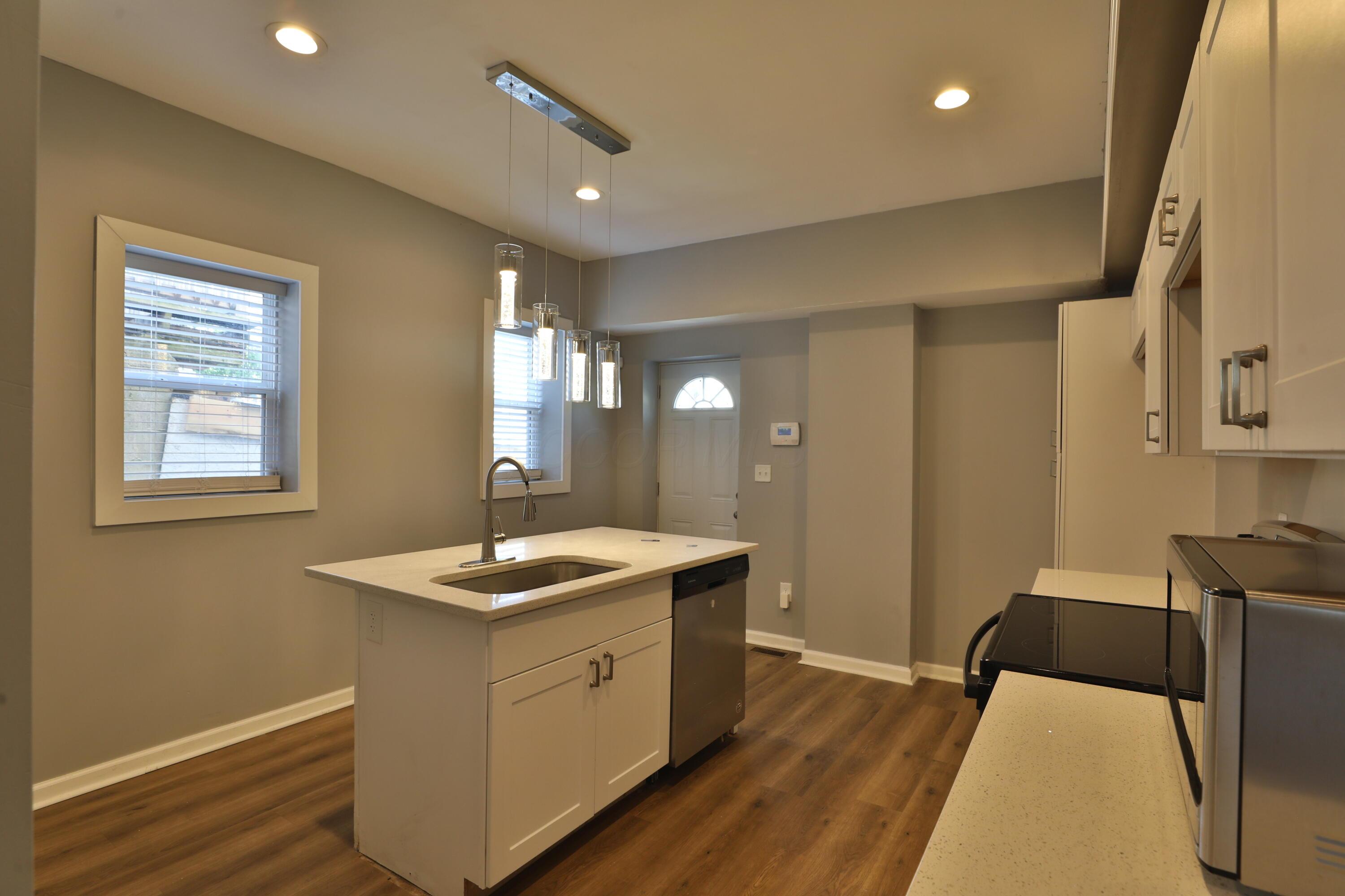 774 Sullivant Avenue Property Photo 14