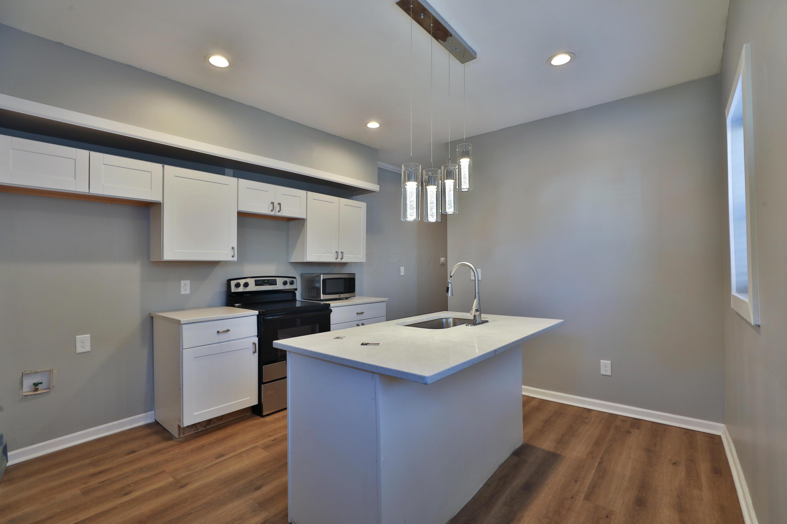 774 Sullivant Avenue Property Photo 17