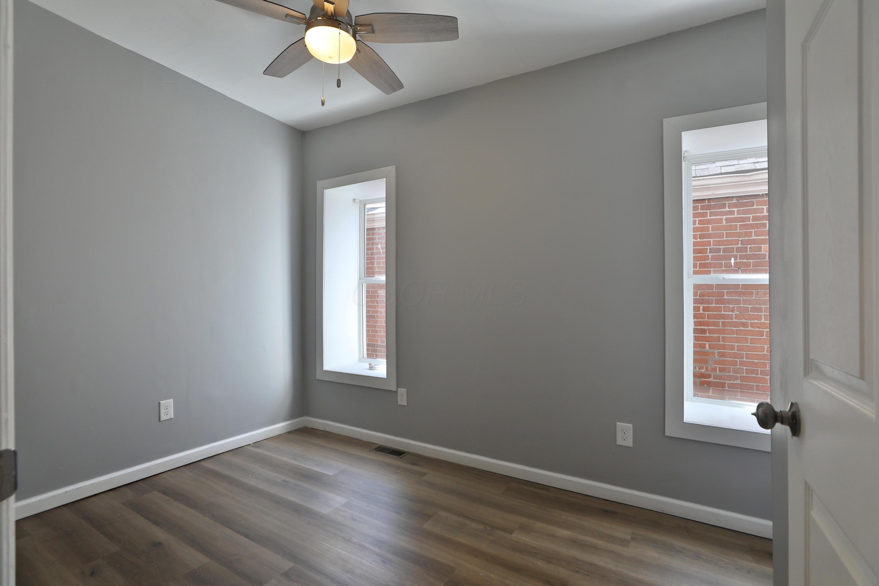 774 Sullivant Avenue Property Photo 21