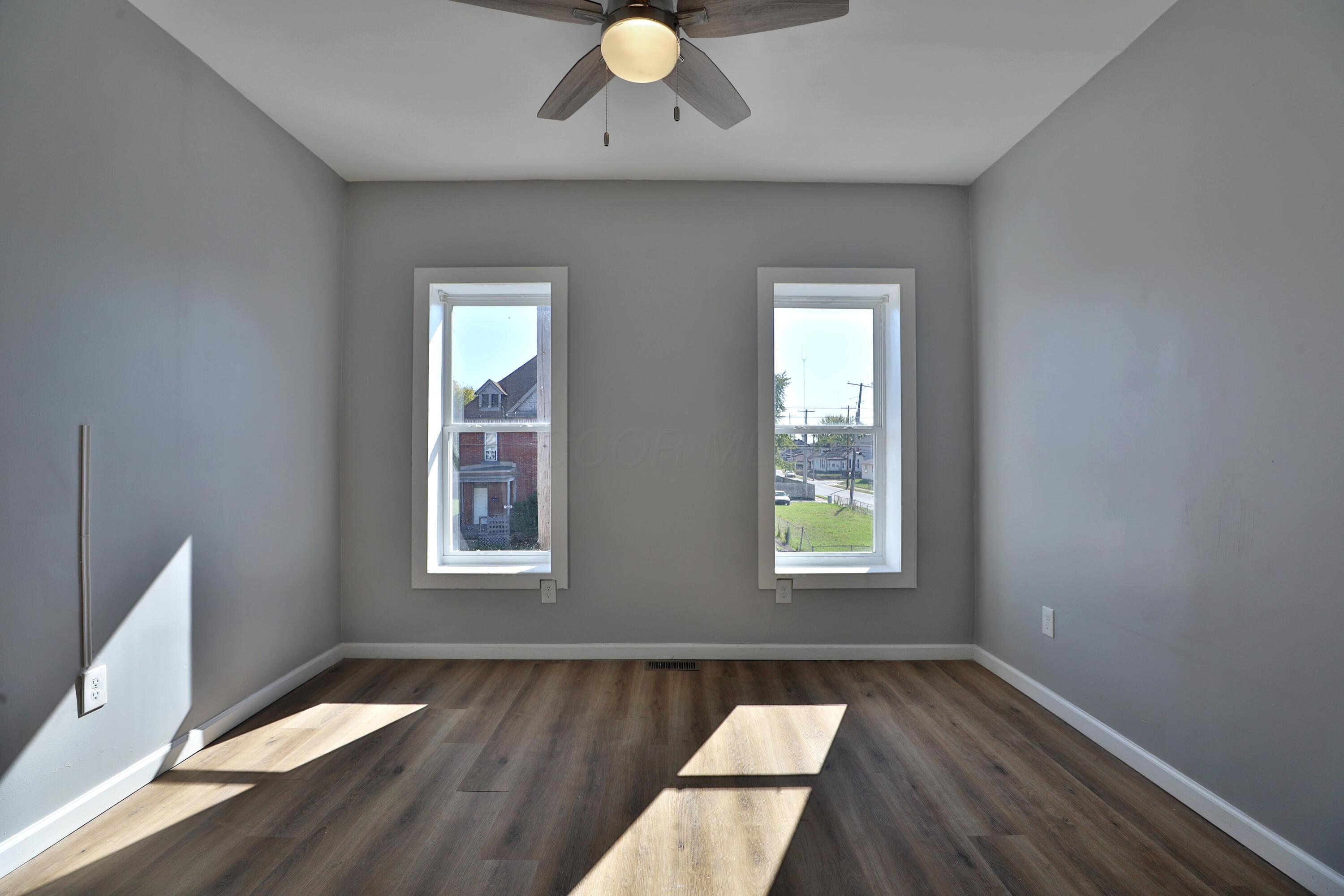 774 Sullivant Avenue Property Photo 25
