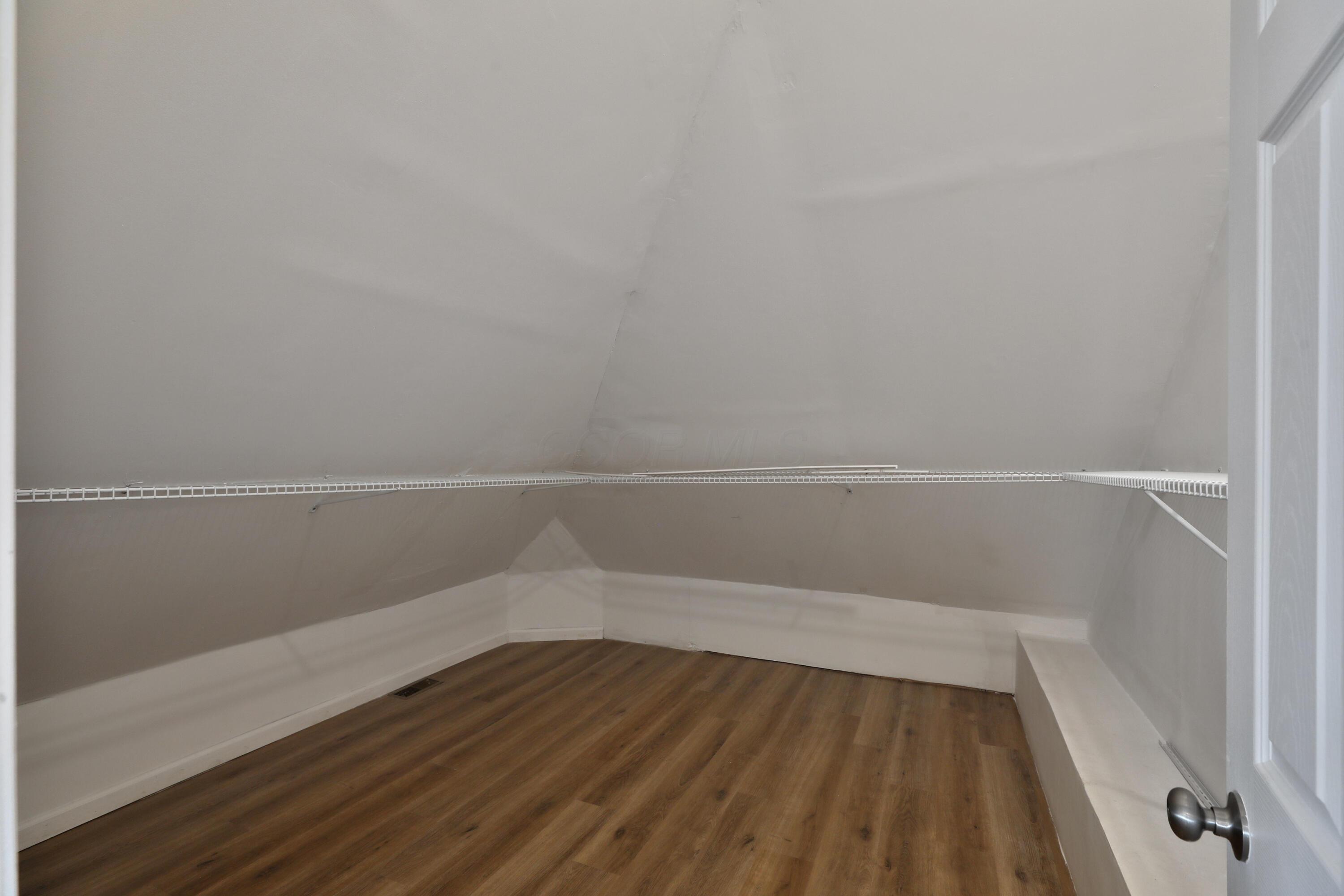 774 Sullivant Avenue Property Photo 38