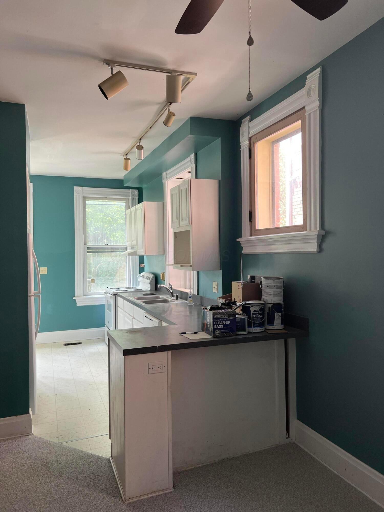 183 S 19th Street Property Photo 28