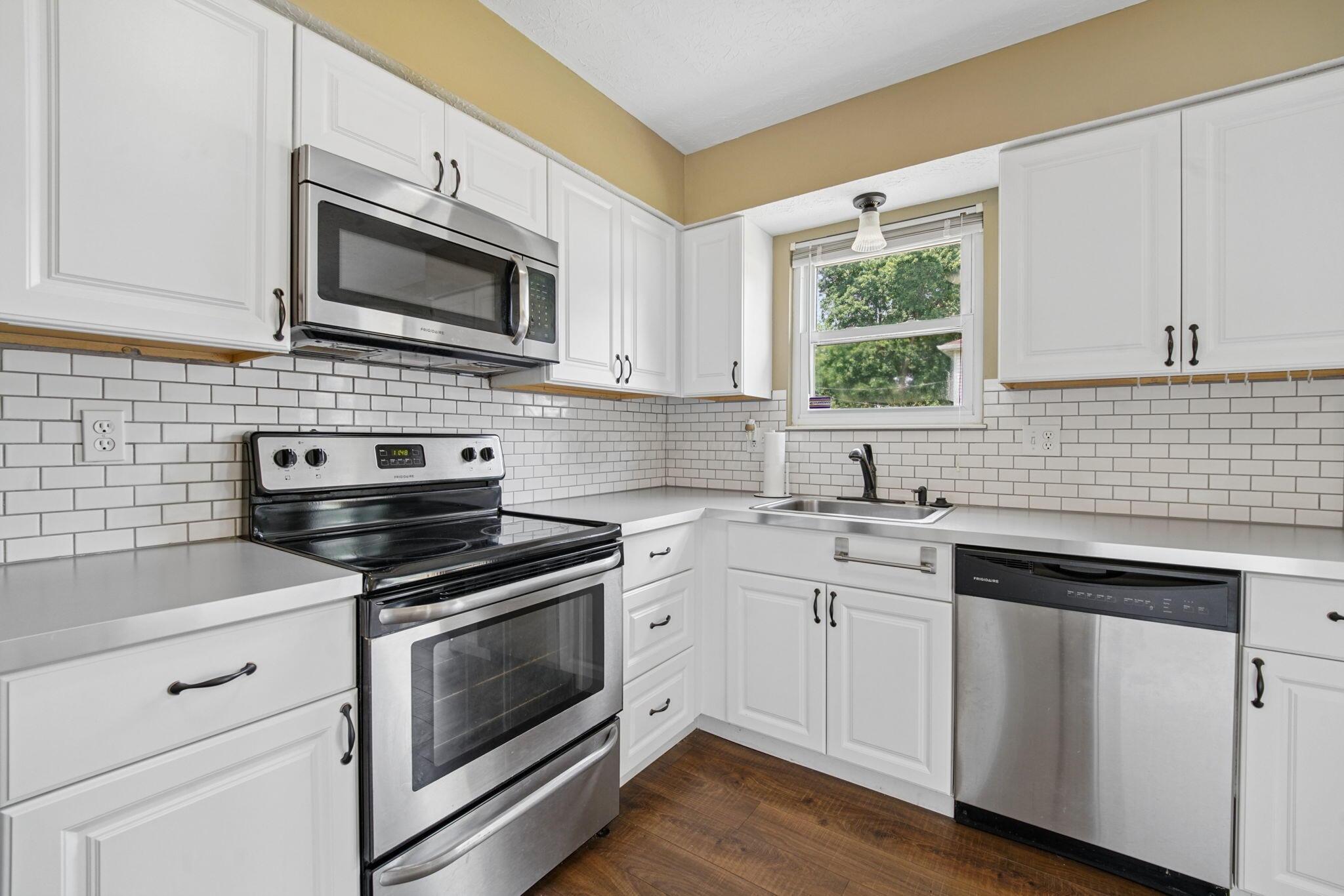 4909 Dunlap Road Property Photo 12