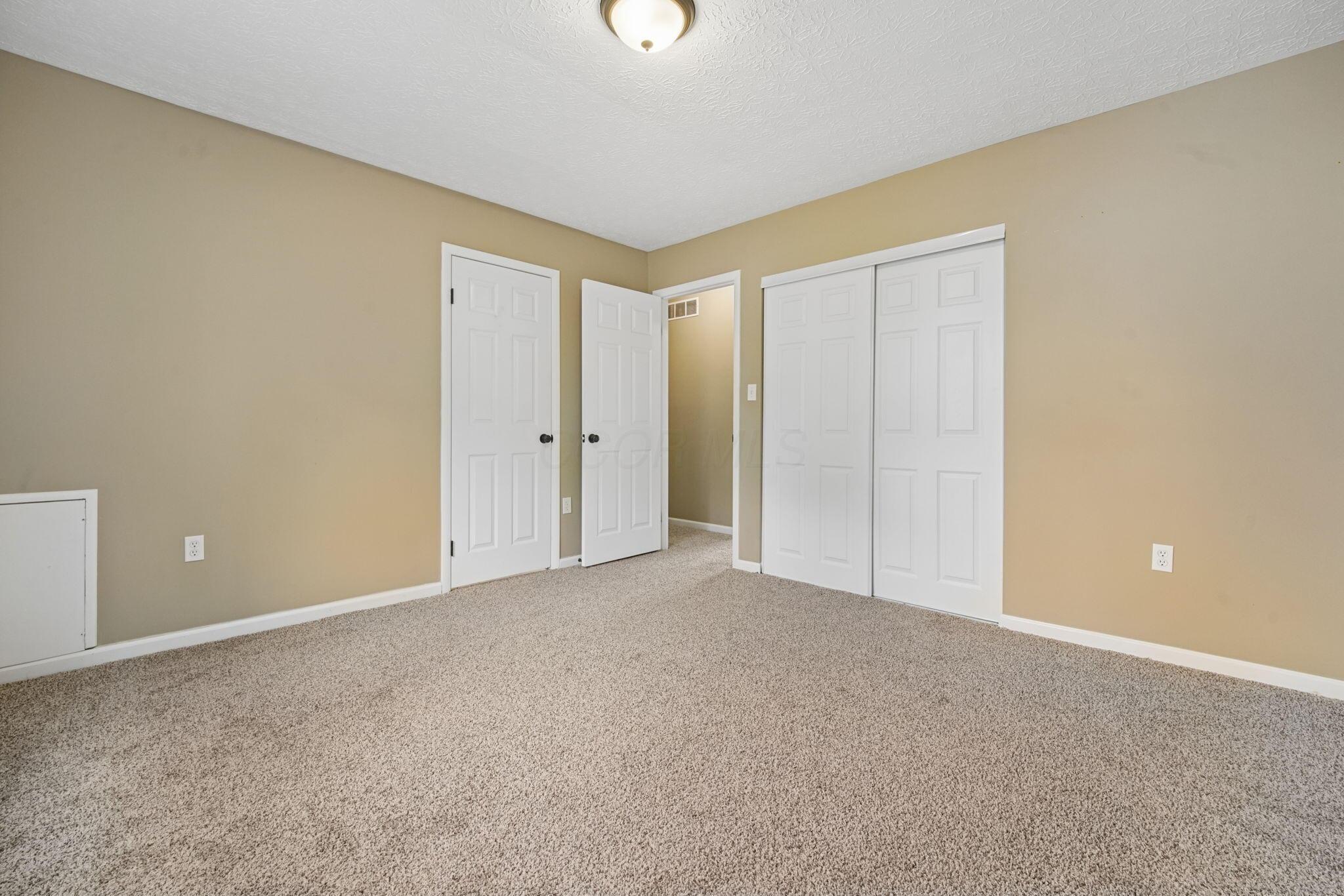 4909 Dunlap Road Property Photo 16