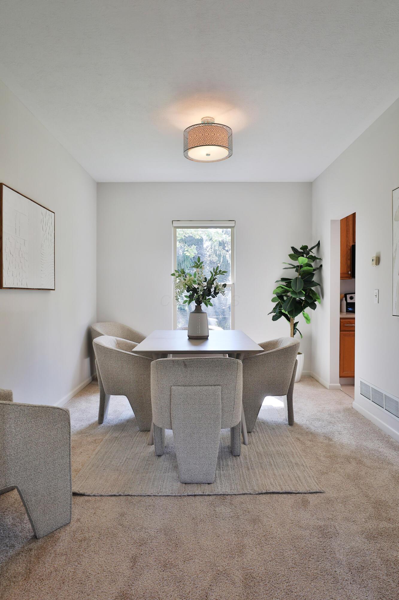 1224 Briarshore Way Property Photo 11