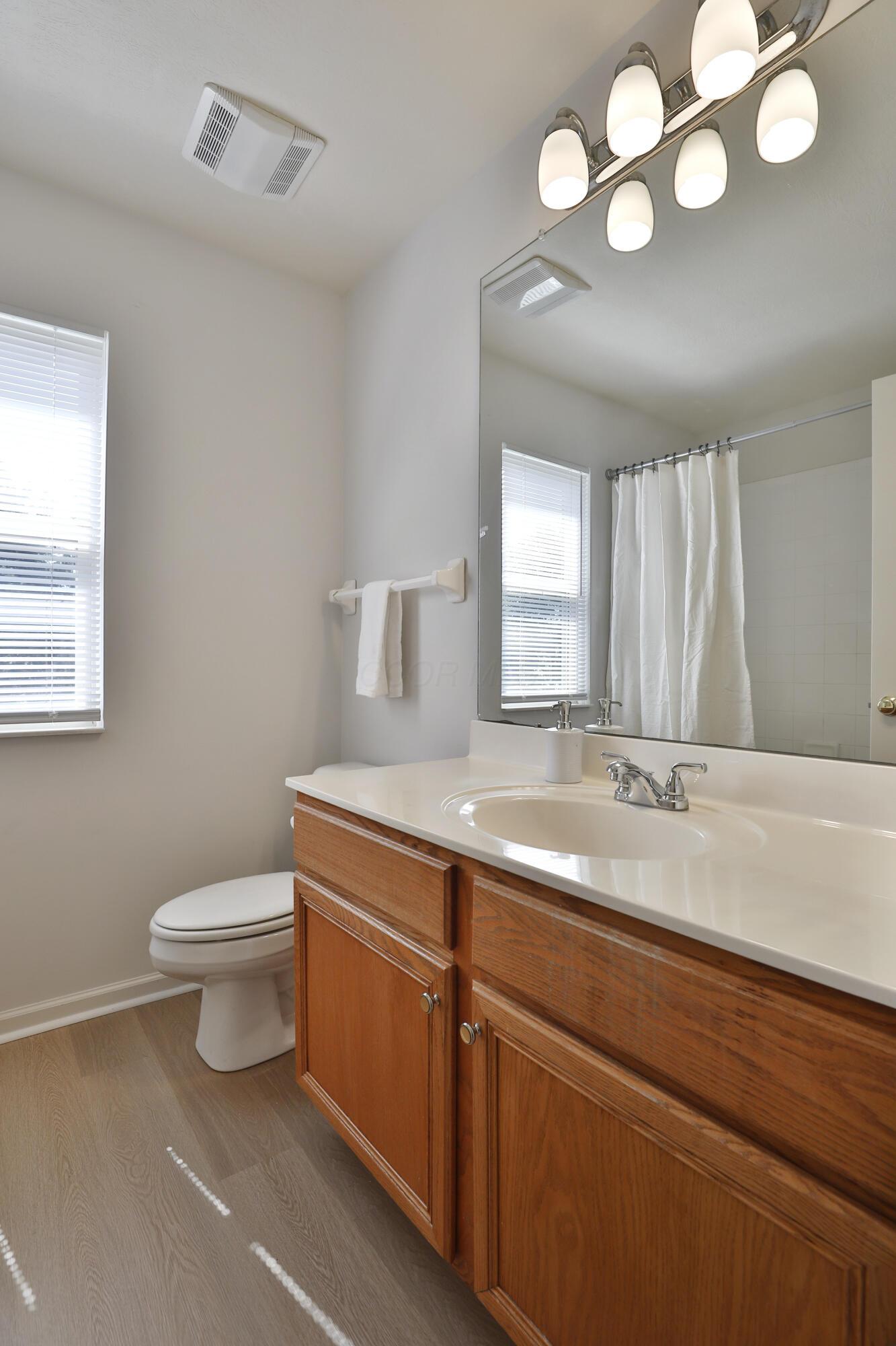 1224 Briarshore Way Property Photo 38