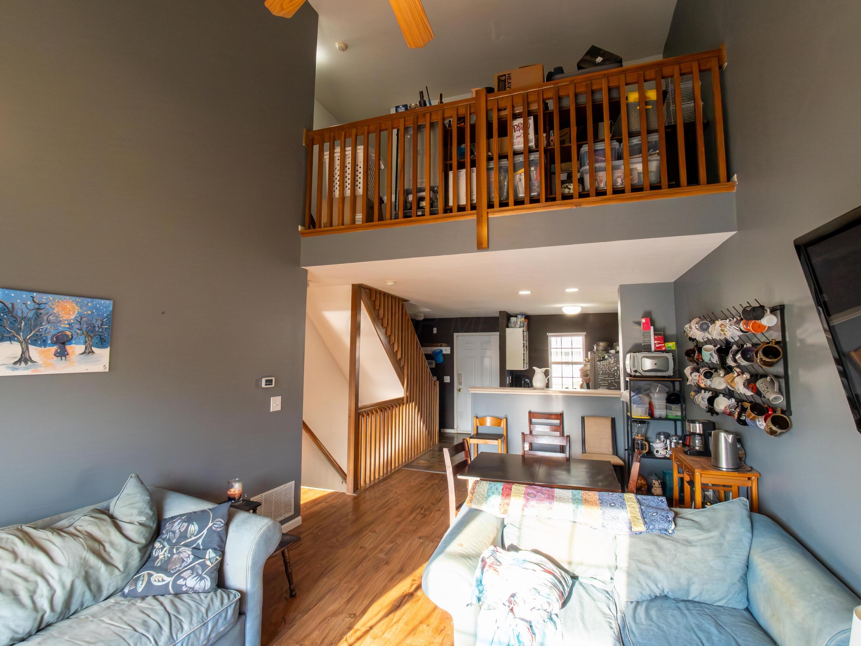 211 Bollingen Property Photo 5