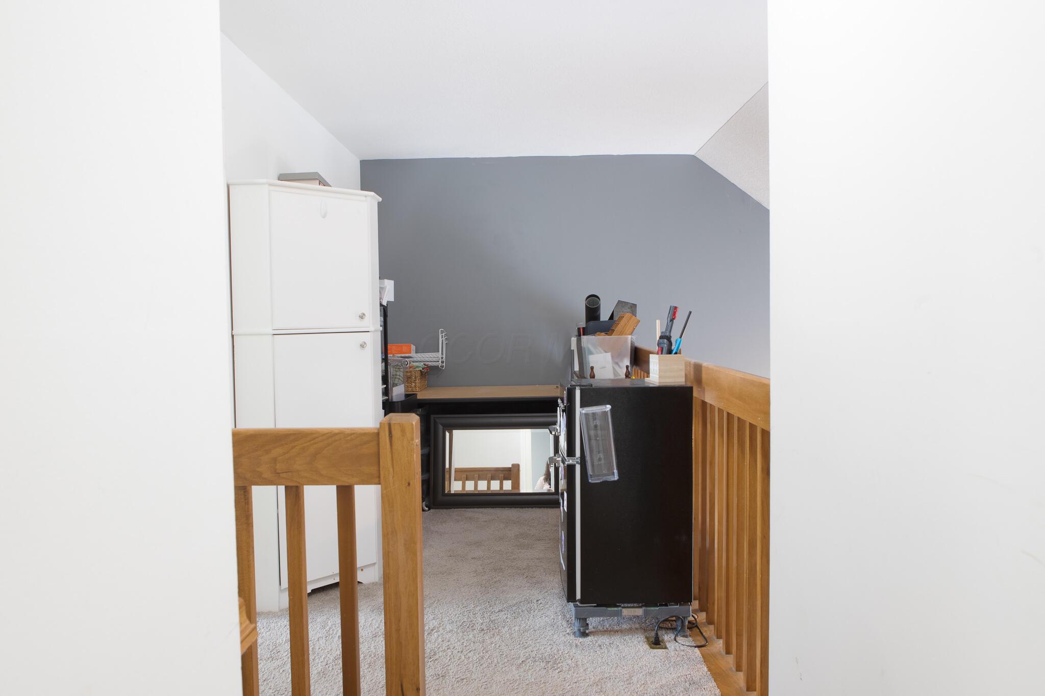 211 Bollingen Property Photo 6