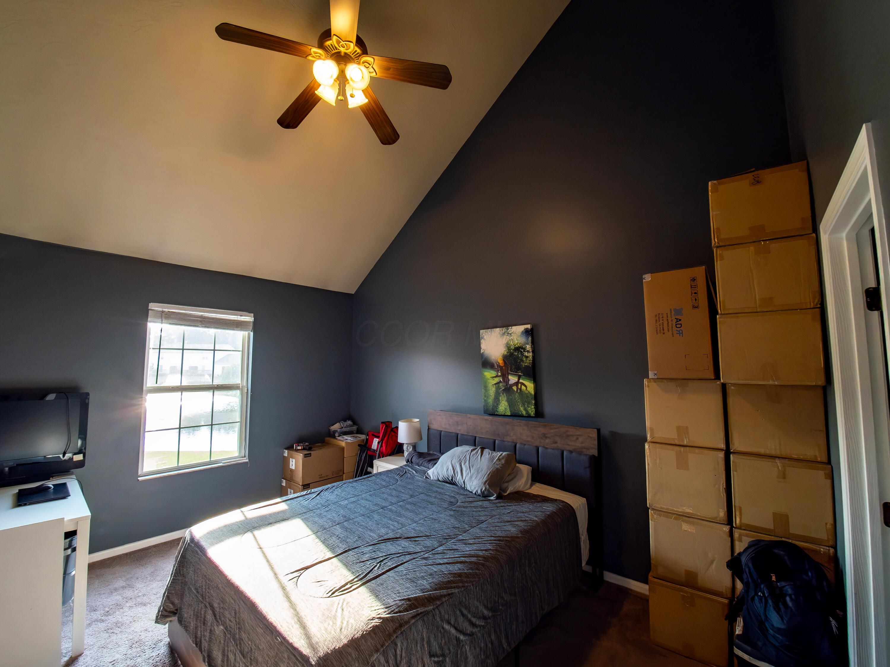 211 Bollingen Property Photo 9